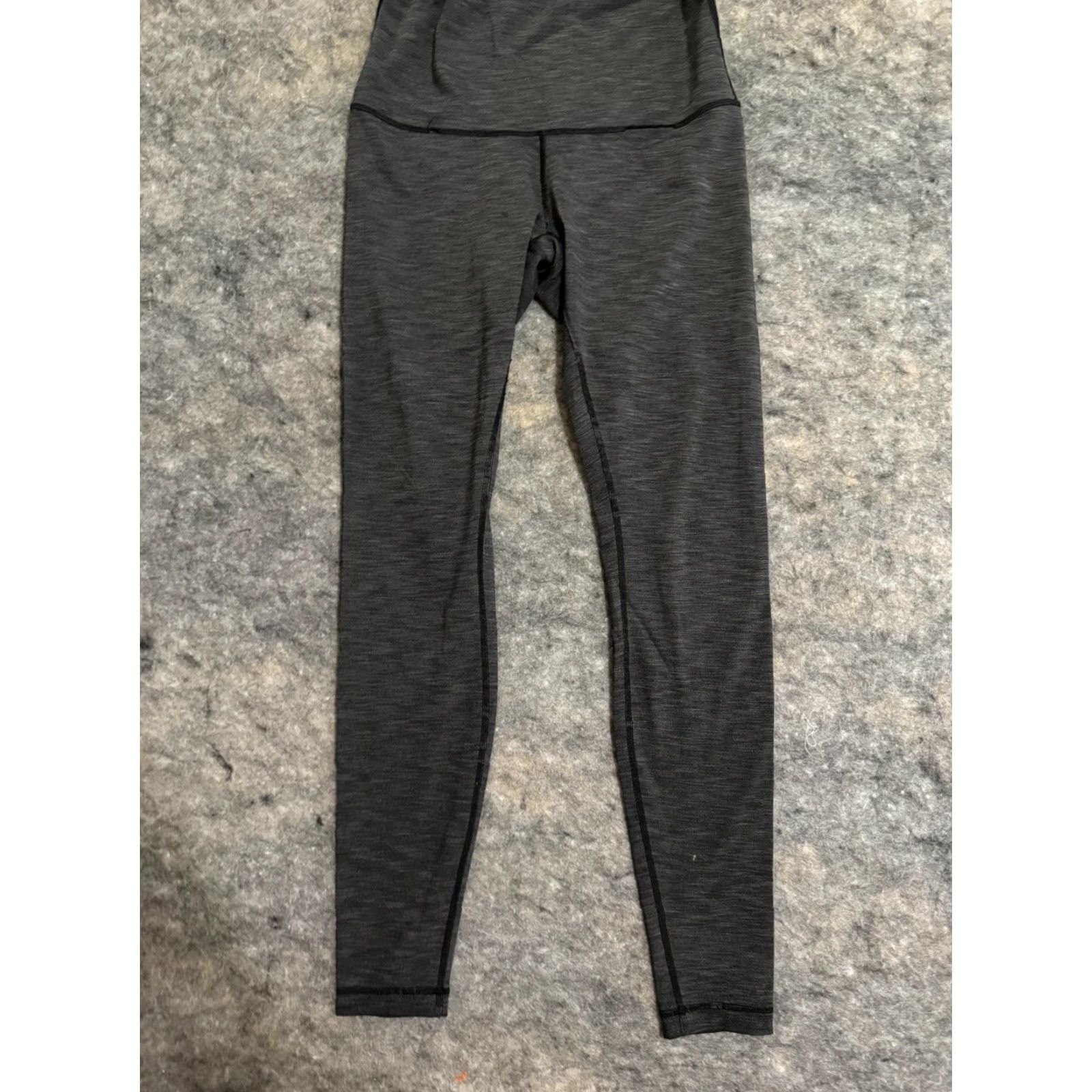 Lululemon Lululemon Leggings Womens Size 10 Charcoal Gray Athletic Skinny Pull On Yoga Gym Training Walking Lightweight Size 32" / US 10 / IT 46 - 2 Thumbnail