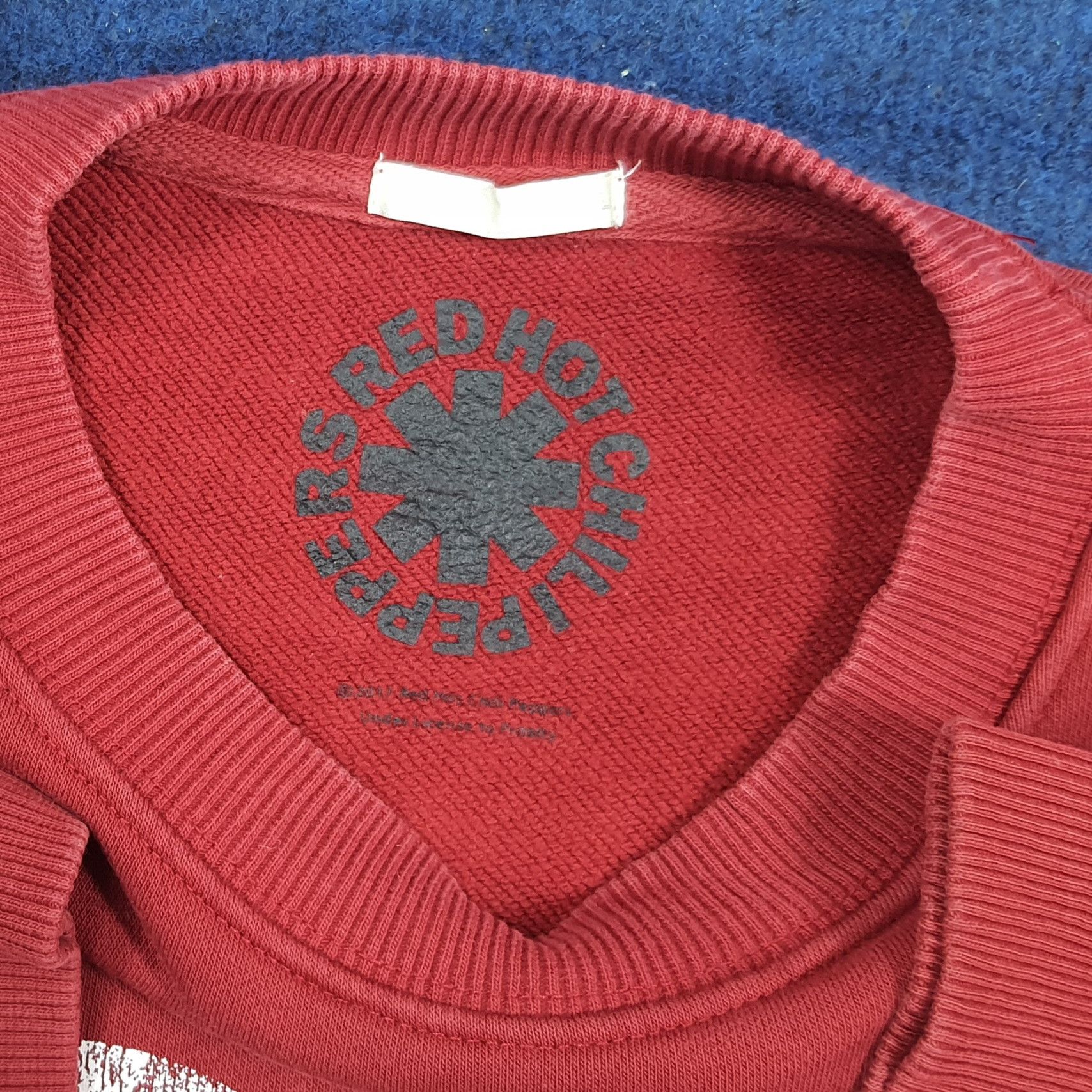 Band Tees Vintage Red Hot Chili Peppers Rock Band Sweatshirt C296N10 Size US L / EU 52-54 / 3 - 7 Thumbnail
