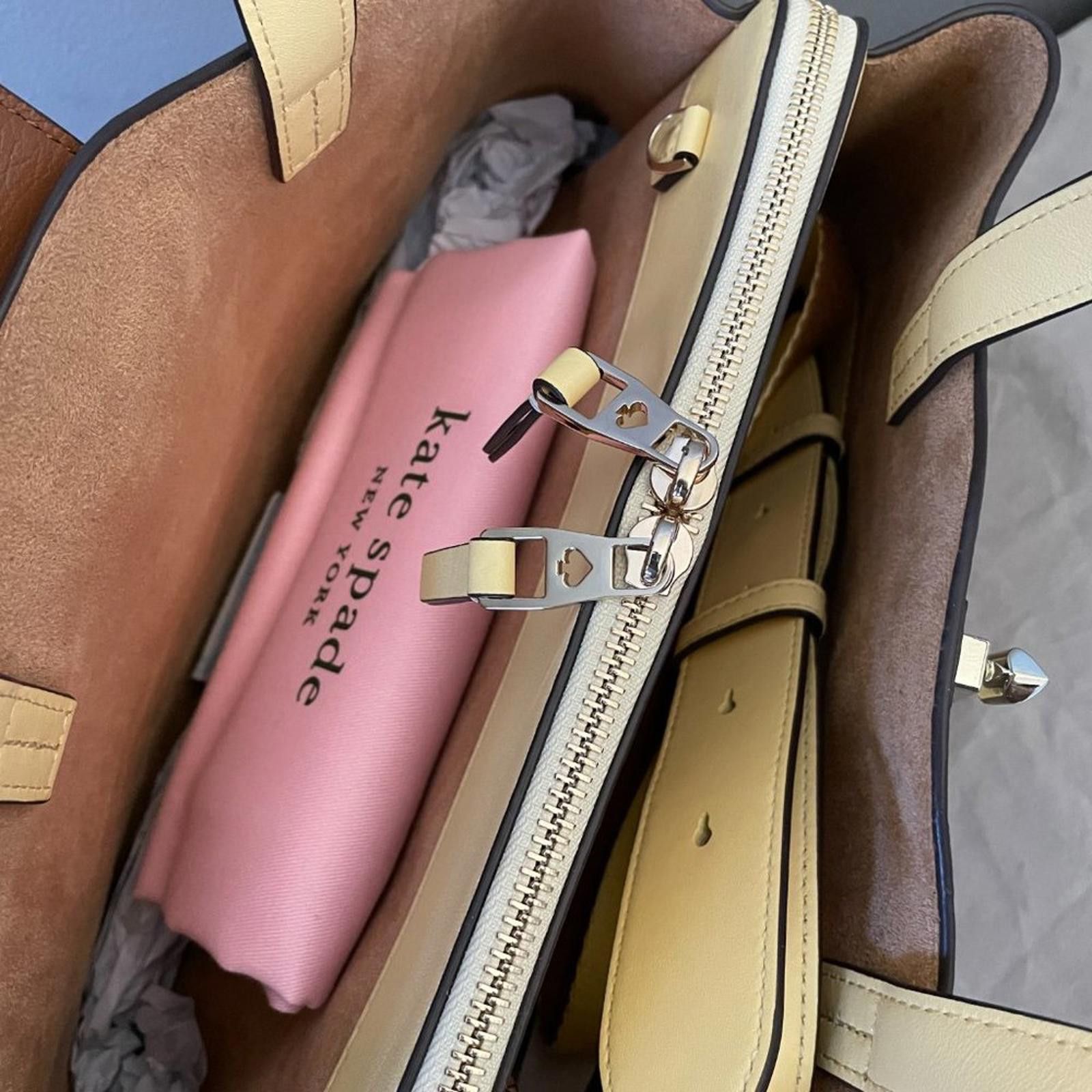 Other NWT kate spade Essential Large Satchel Size ONE SIZE - 5 Thumbnail