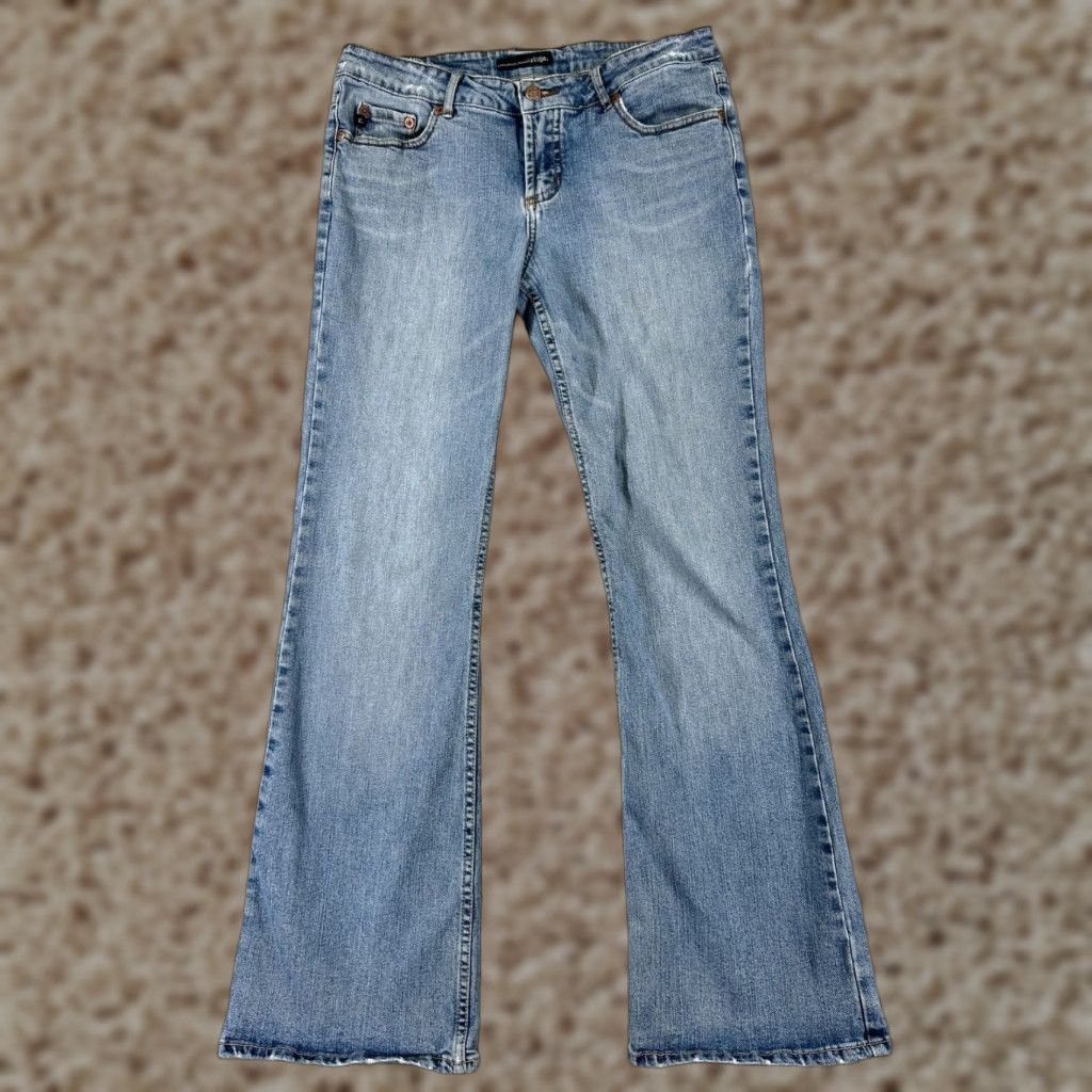 Vintage Refuge Women's Flared Jeans Pants 28x30 Low Rise Blue Denim Cotton Blend Stretch Vintage Style Size 30" / US 8 / IT 44 - 1 Thumbnail