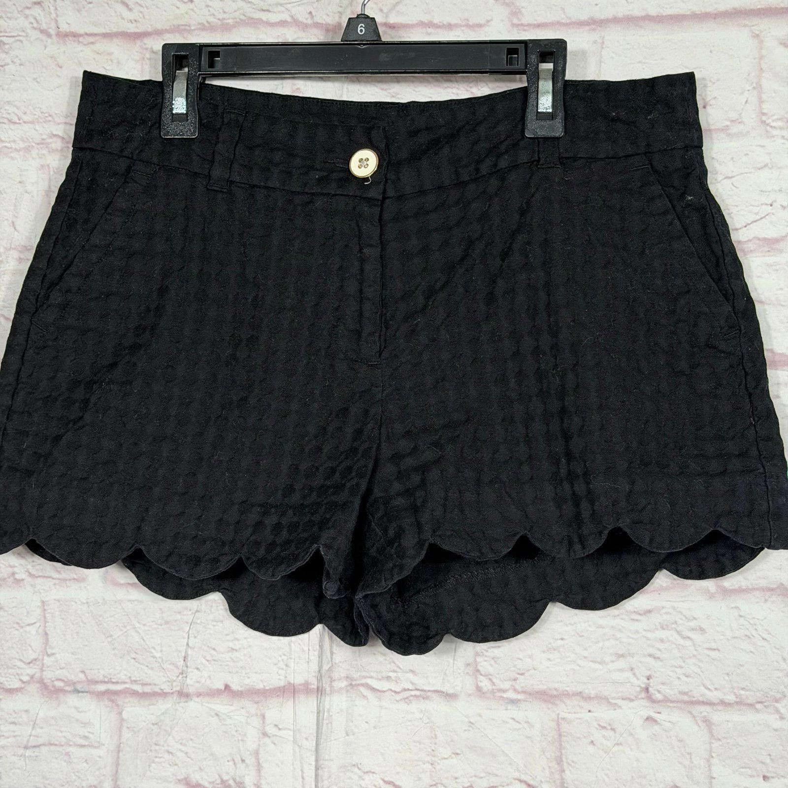 Other Crown & Ivy Shelby Scalloped Hem Shorts Size 6P Size 28" / US 6 / IT 42 - 1 Thumbnail
