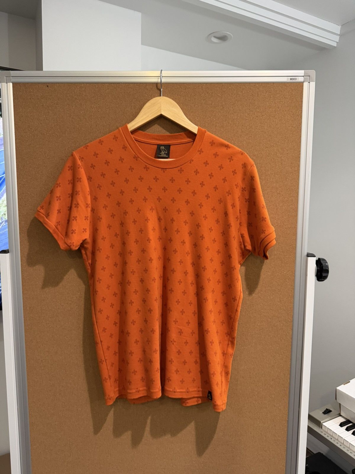 October's Very Own OVO T shirt Short Sleeve Size US M / EU 48-50 / 2 - 1 Thumbnail