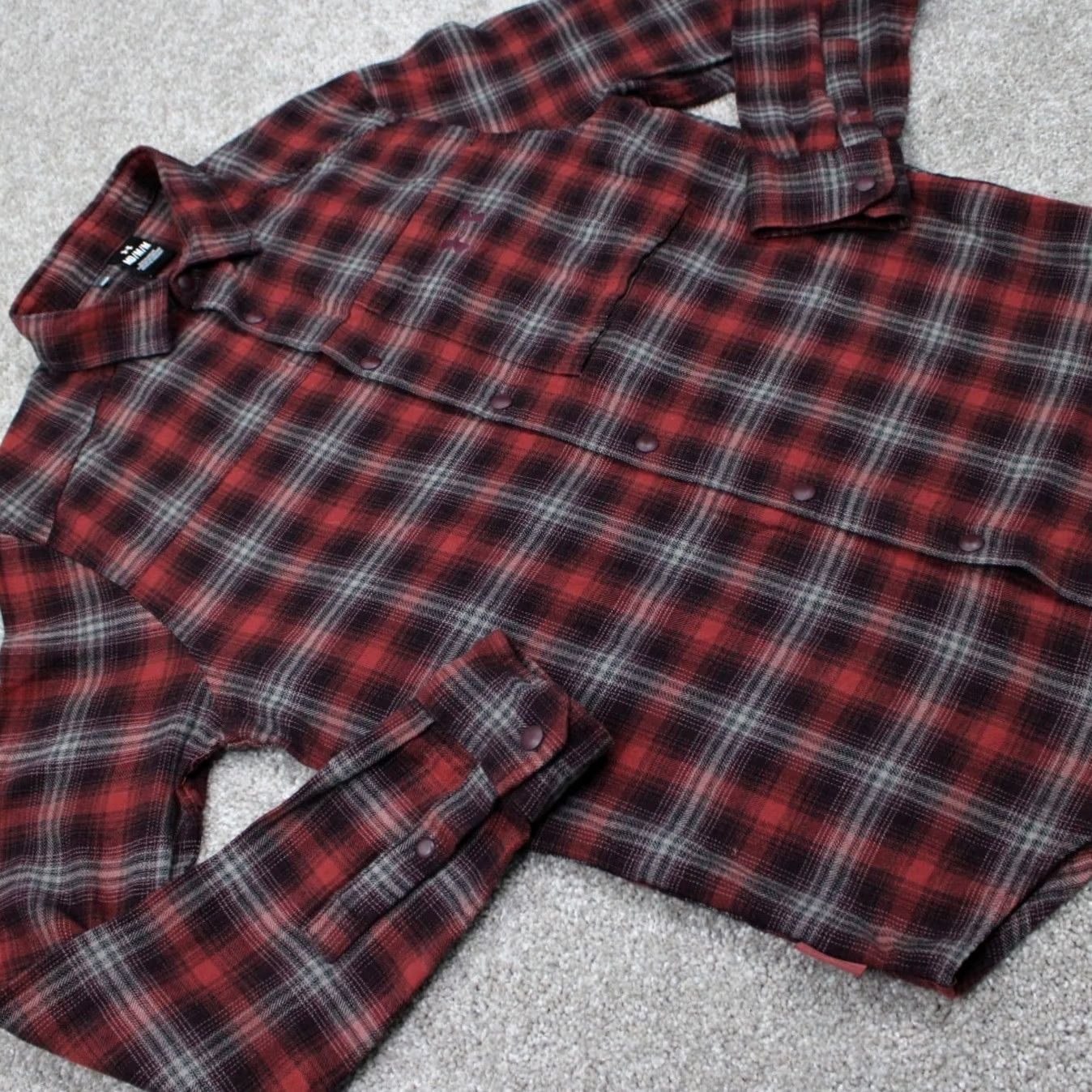 Under Armour Under Armour Tradesman Flex Flannel Shirt Men Medium Red/Gray Cotton Snap Button Size US M / EU 48-50 / 2 - 6 Thumbnail