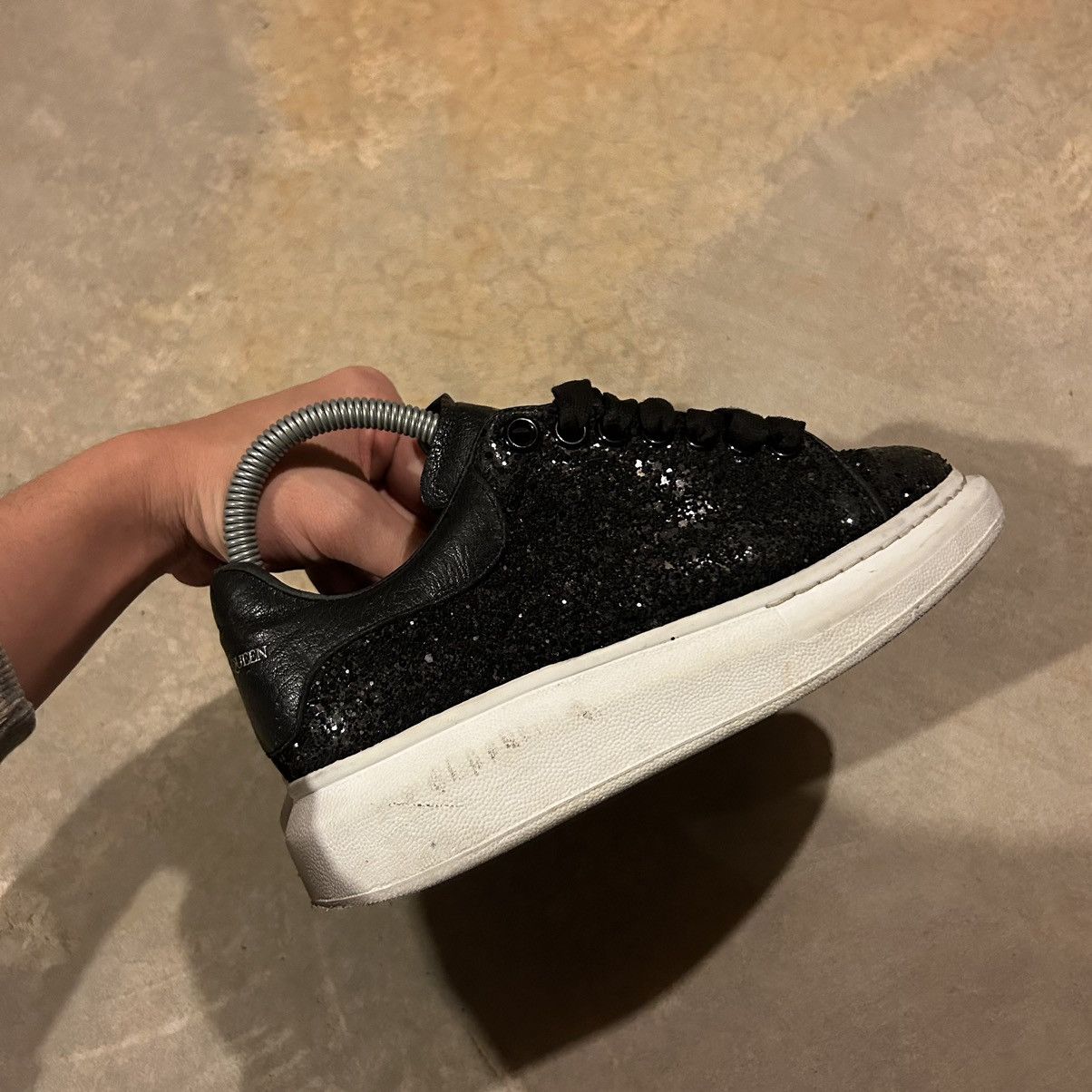 Alexander McQueen × Designer × Japanese Brand Alexander McQueen Oversized Black Glitter Sneakers EU 35 Size US 5 / EU 37 - 6 Thumbnail