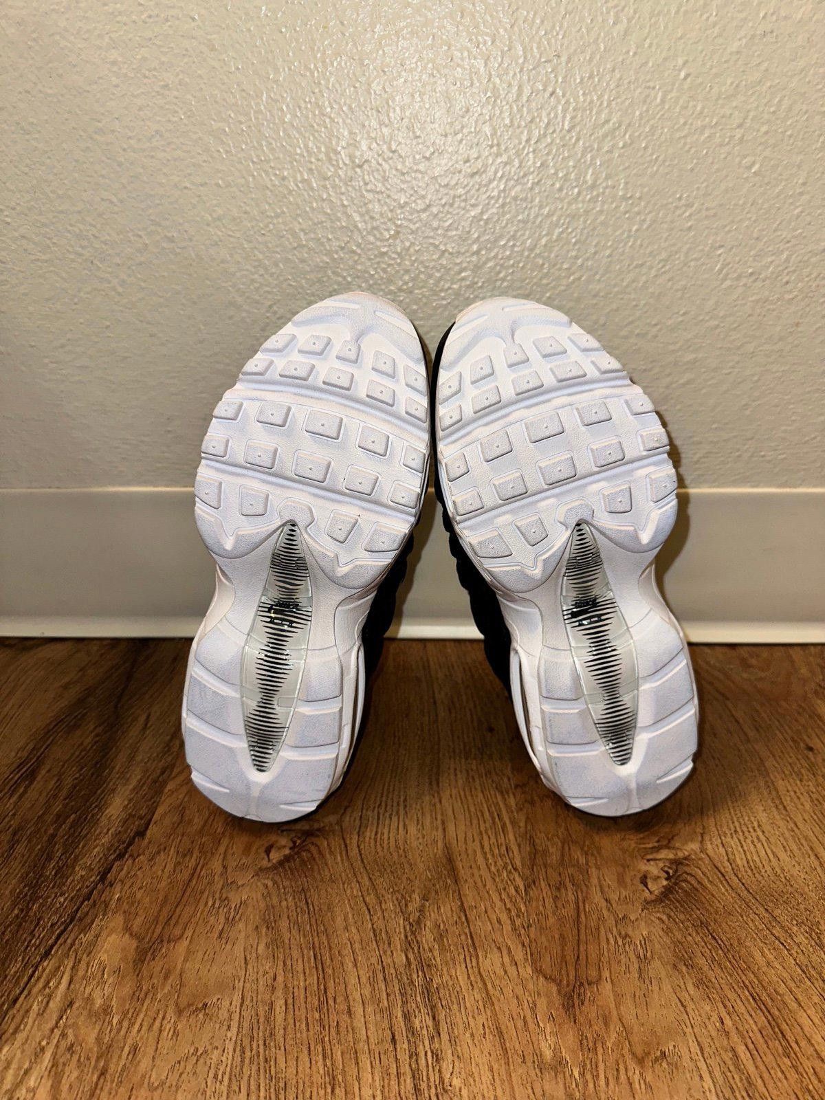 Nike UNRELEASED Nike Air Max 95 Recraft Yin Yang Sample Size US 5 / EU 37 - 5 Thumbnail