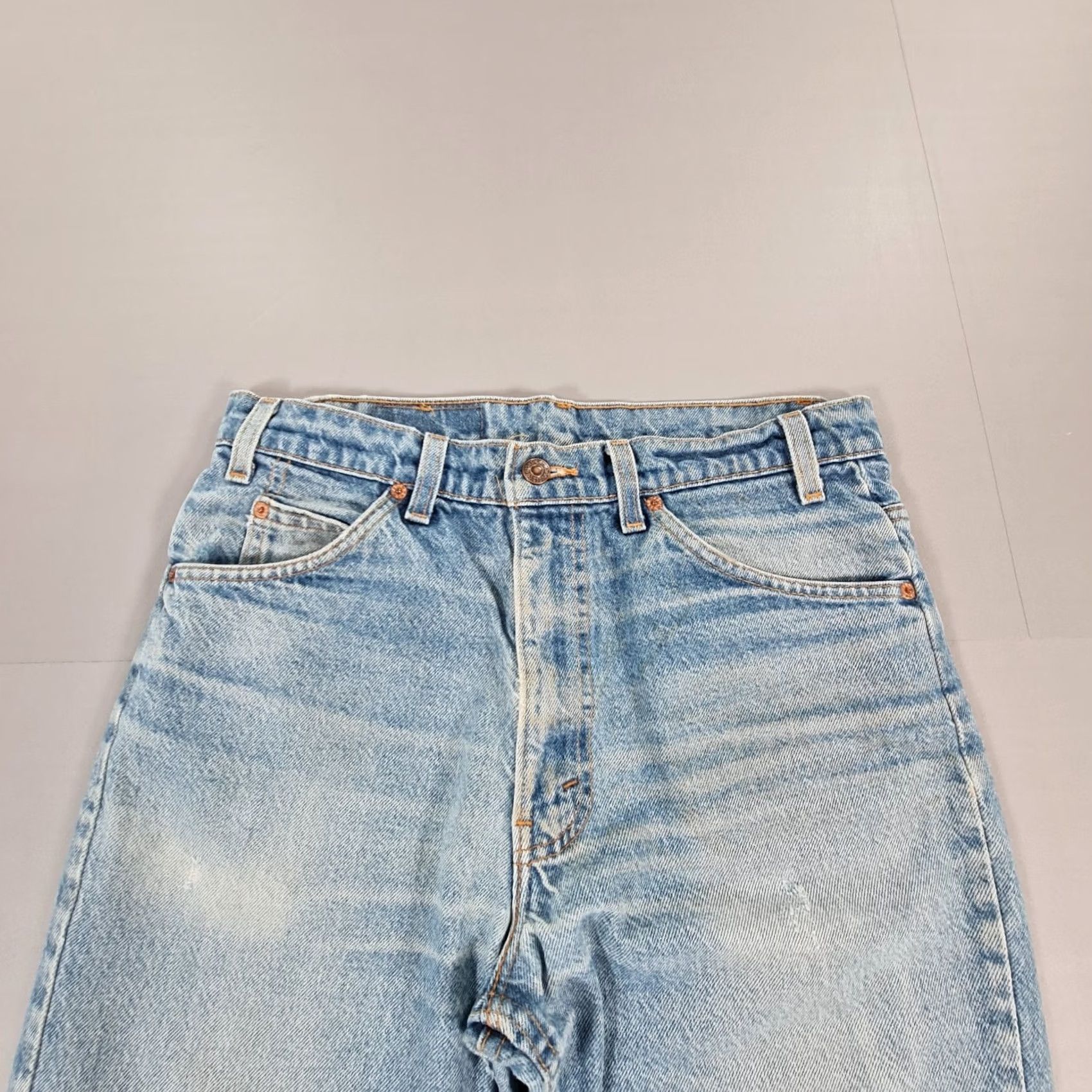 Levi's VINTAGE Levi's 517 Jeans Mens Blue W34 L27 Bootcut Made In USA 90s Denim Pants 5-Pocket Design Women or Mens? Size US 34 / EU 50 - 2 Thumbnail