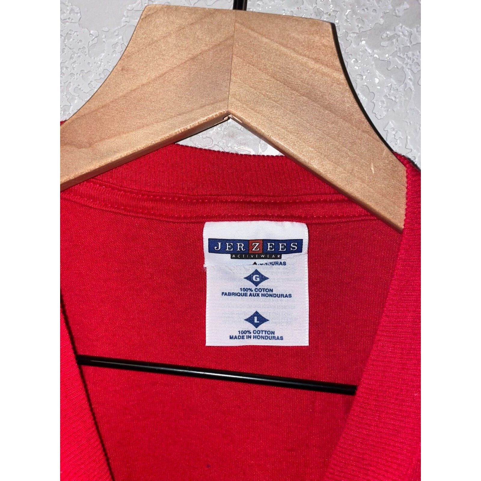 Jerzees Vintage Montana Bear Shirt The Last Best Place Tee Red 90s L Size US L / EU 52-54 / 3 - 7 Thumbnail
