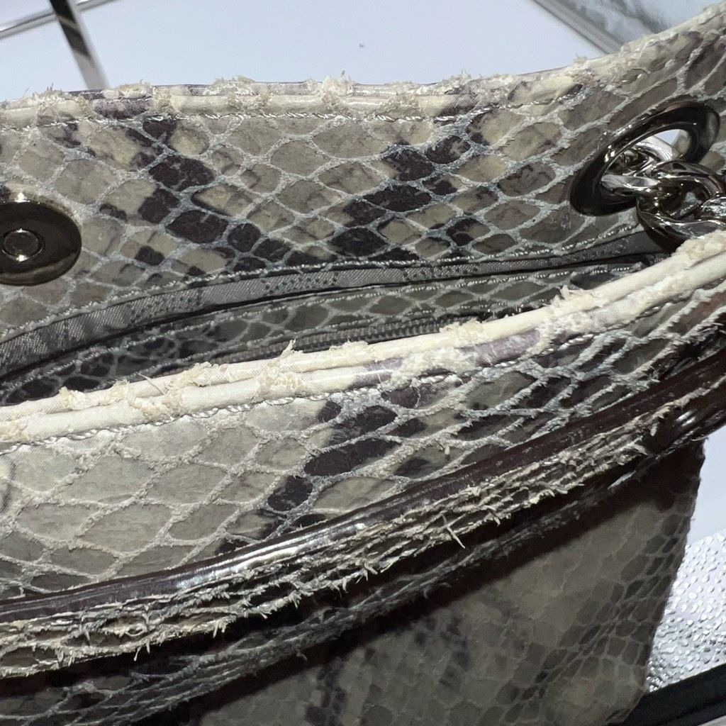 Michael Kors MICHAEL KORS Chain Python Leather JET SET Tote Hobo Convertible Shoulder Bag WITH UNBRANDED CHAIN Size ONE SIZE - 12 Thumbnail