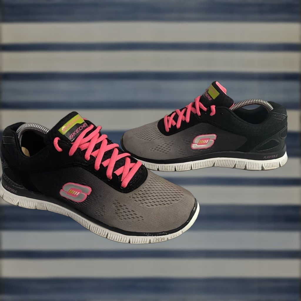 SKECHERS Skechers Memory Foam Skech-Knit Sneakers Women's 8.5 Black/Pink Sneakers 11880 Size US 6 / IT 36 - 1 Thumbnail