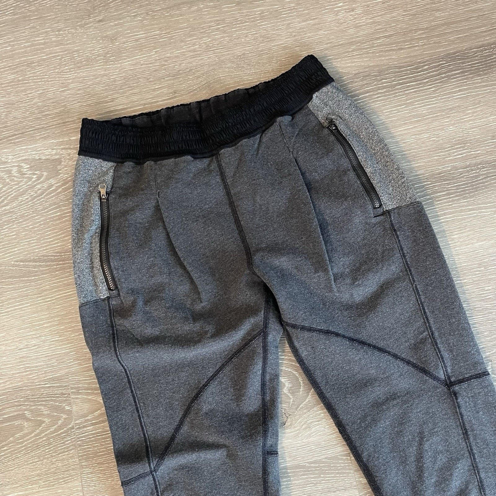 Lululemon Womens LULULEMON Pleated Pull On Sweatpant Sweat Pants 6 Size 28" / US 6 / IT 42 - 3 Thumbnail