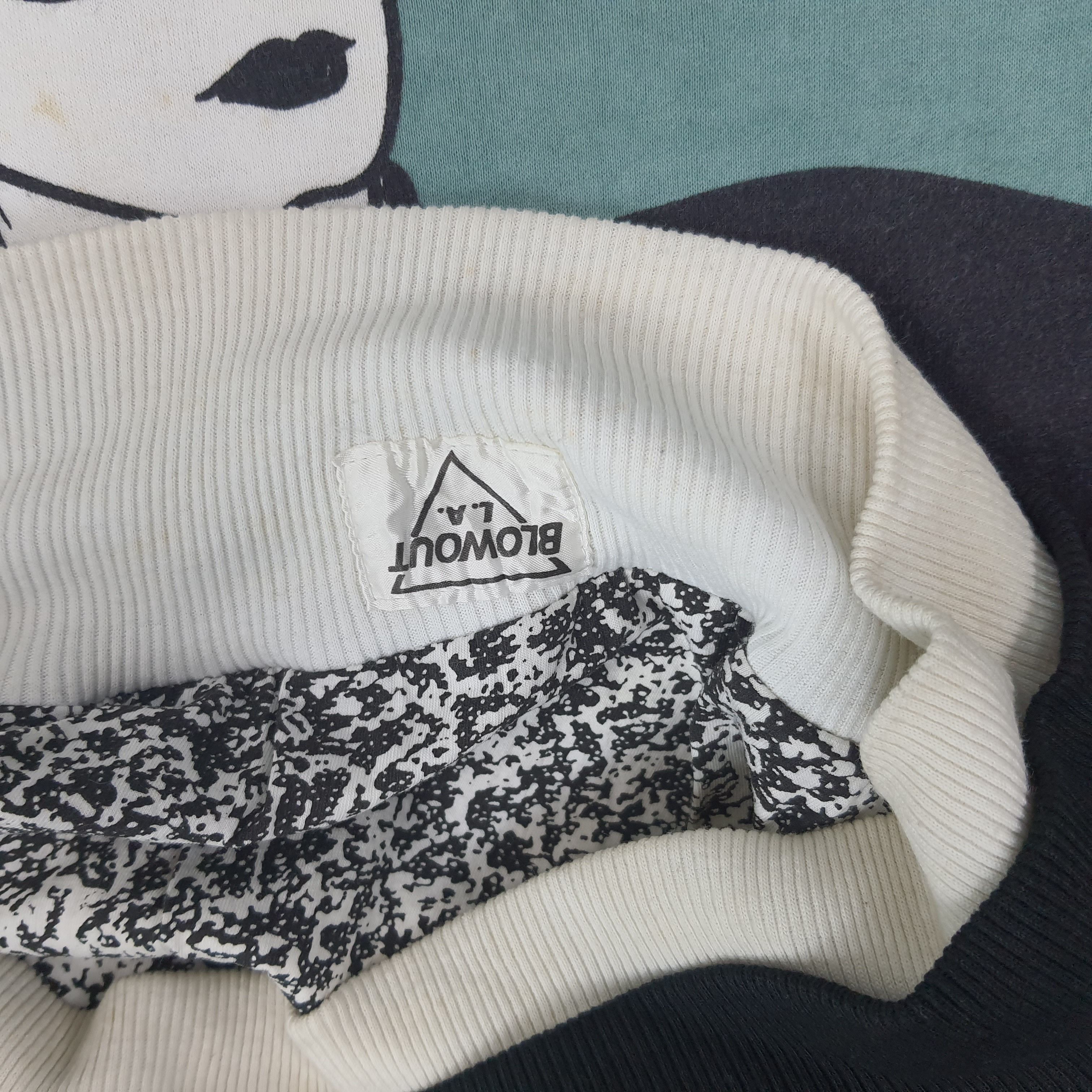 Vintage Vintage BLOWOUT Fall Collection Art Sweatshirt C234N13 Size US L / EU 52-54 / 3 - 6 Thumbnail