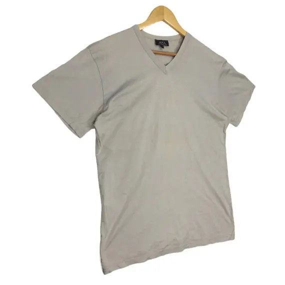 A.P.C. A.P.C Rue De Fleurus Paris V-Neck Made In France Tee Shirt Size US S / EU 44-46 / 1 - 3 Thumbnail