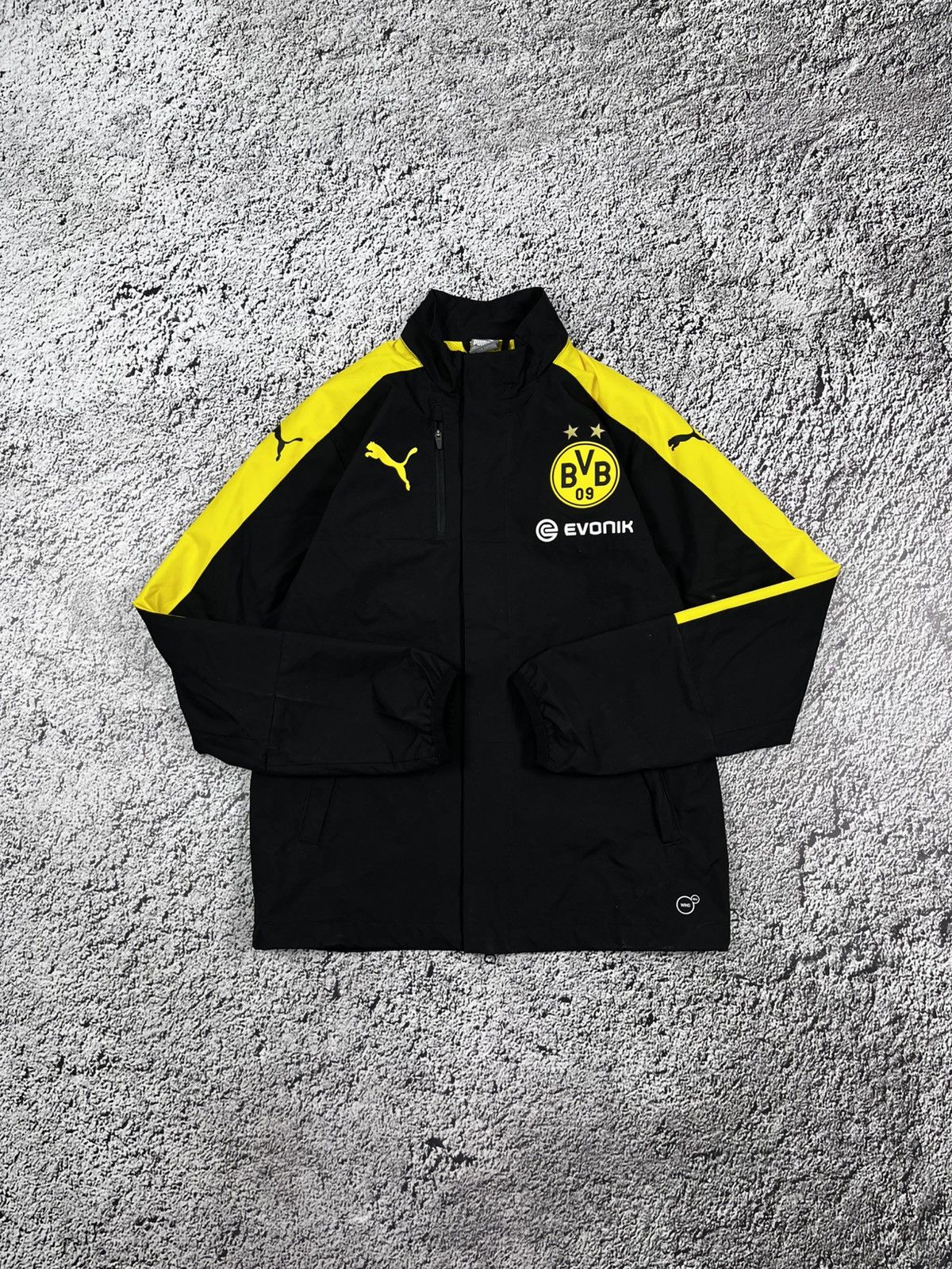 Puma Vintage Y2K Puma Borussia Dortmund track jacket Size US S / EU 44-46 / 1 - 1 Thumbnail