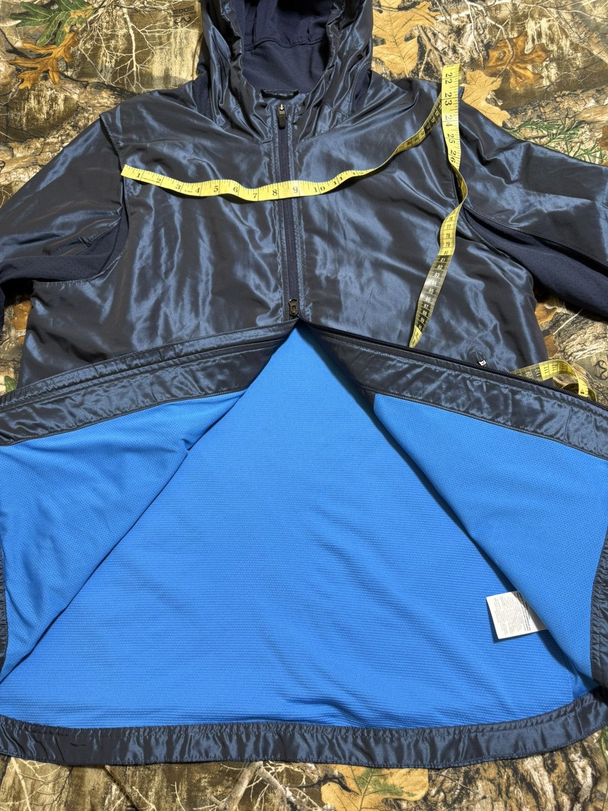 Nike ***FINAL DROP***RARE NIKE SHIELDTECH METALLIC JACKET SIZE XL Size US XL / EU 56 / 4 - 14 Thumbnail