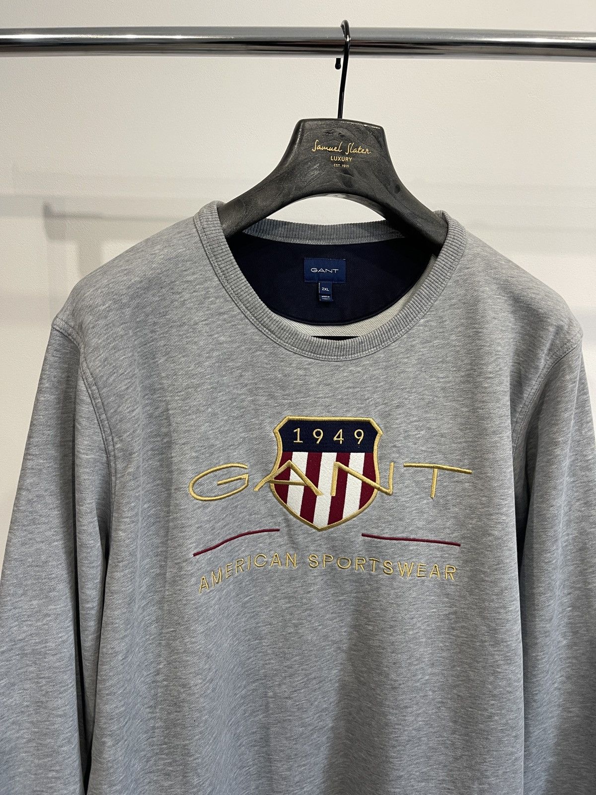 Gant GANT Archive Shield Embroidered Logo Sweatshirt Grey 2XL Size US XXL / EU 58 / 5 - 2 Thumbnail