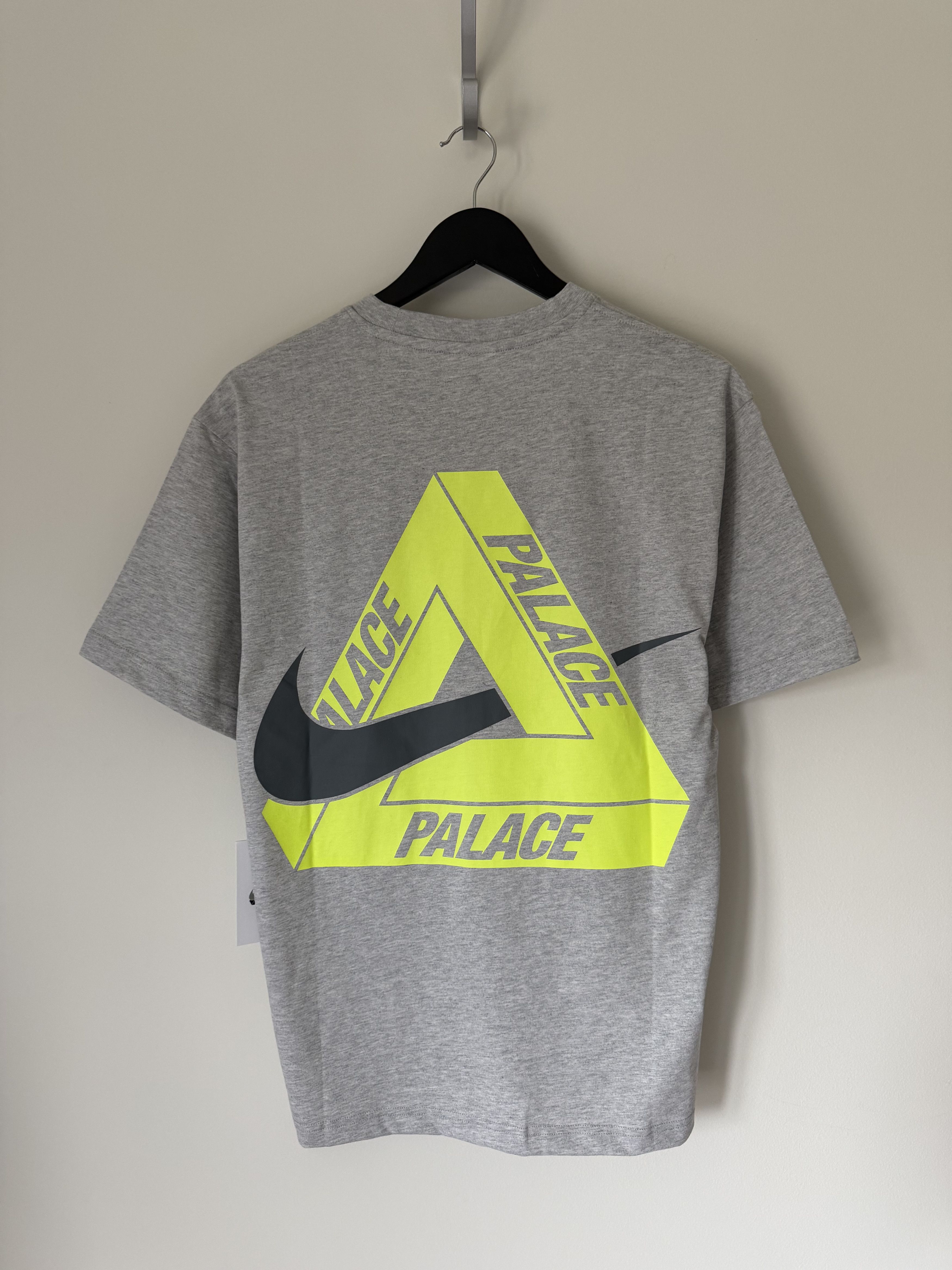 Palace Nike Tri SWOSH Tシャツ XL グレー PALACE x Nike Tri Swoosh T