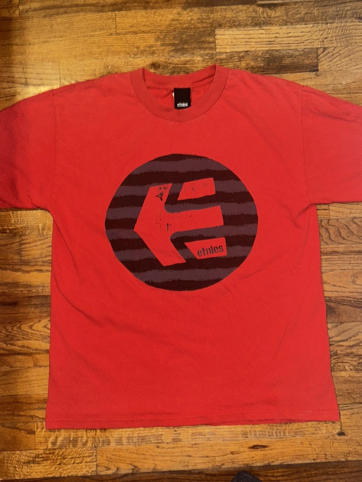 T-shirt Vintage Skate Element Années 2000 - Taille L - Occasion Très Bon état