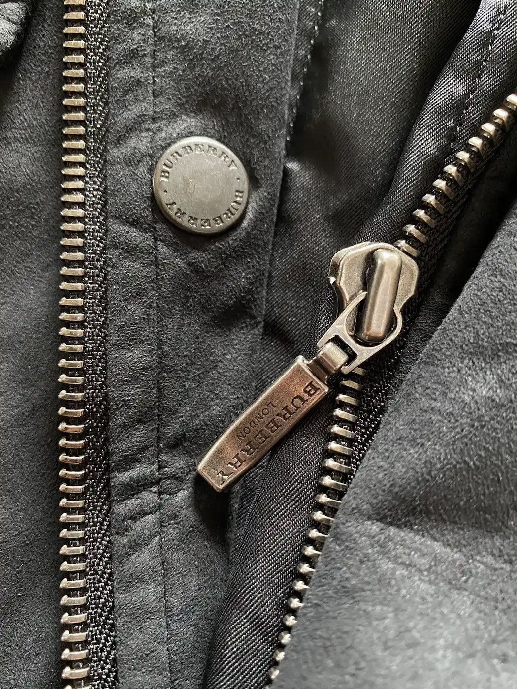 Burberry × Vintage Vintage Burberry Nova Check Velvet Bomber Jacket Size US L / EU 52-54 / 3 - 9 Thumbnail
