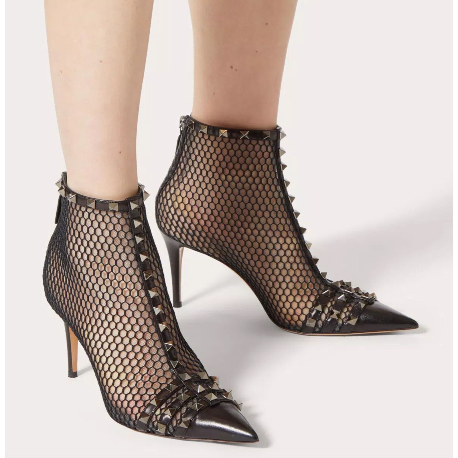 Valentino Valentino Rockstud Black Mesh Leather Stud Heel Pointed Size US 7 / IT 37 - 5 Thumbnail