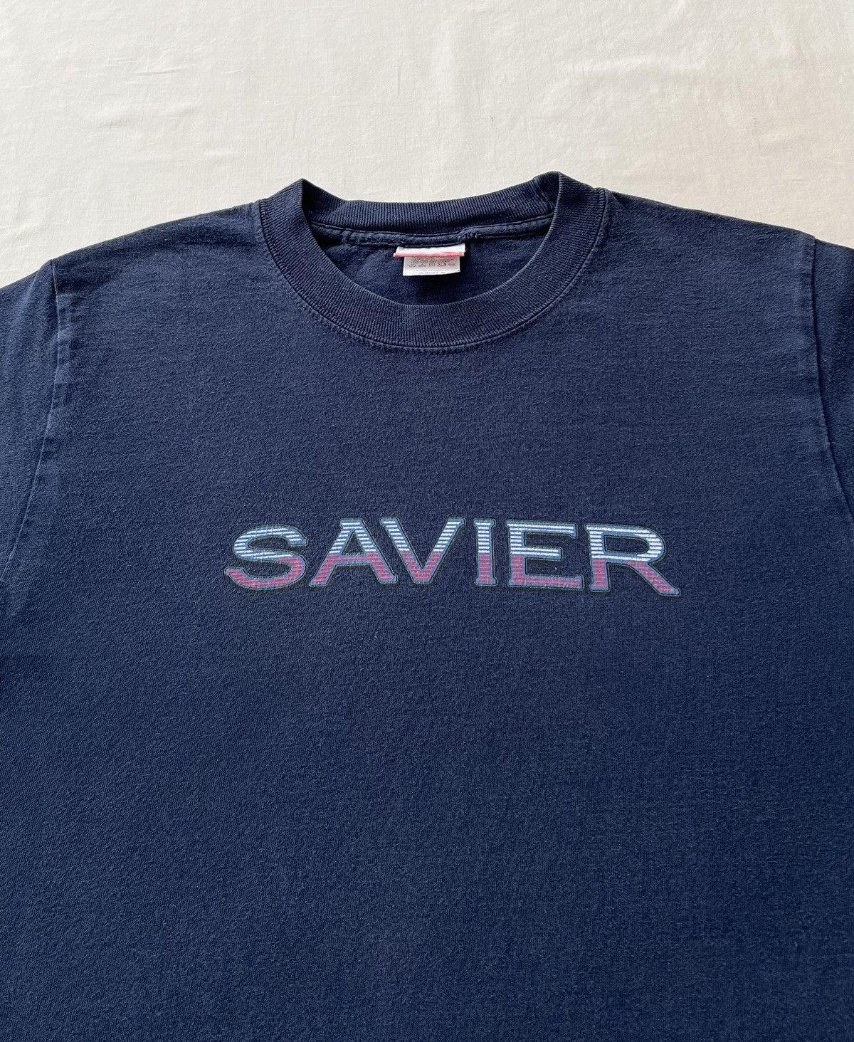Vintage Vintage 2000s Savier Skateboards Skateboarding Y2k T-shirt Size US S / EU 44-46 / 1 - 3 Thumbnail