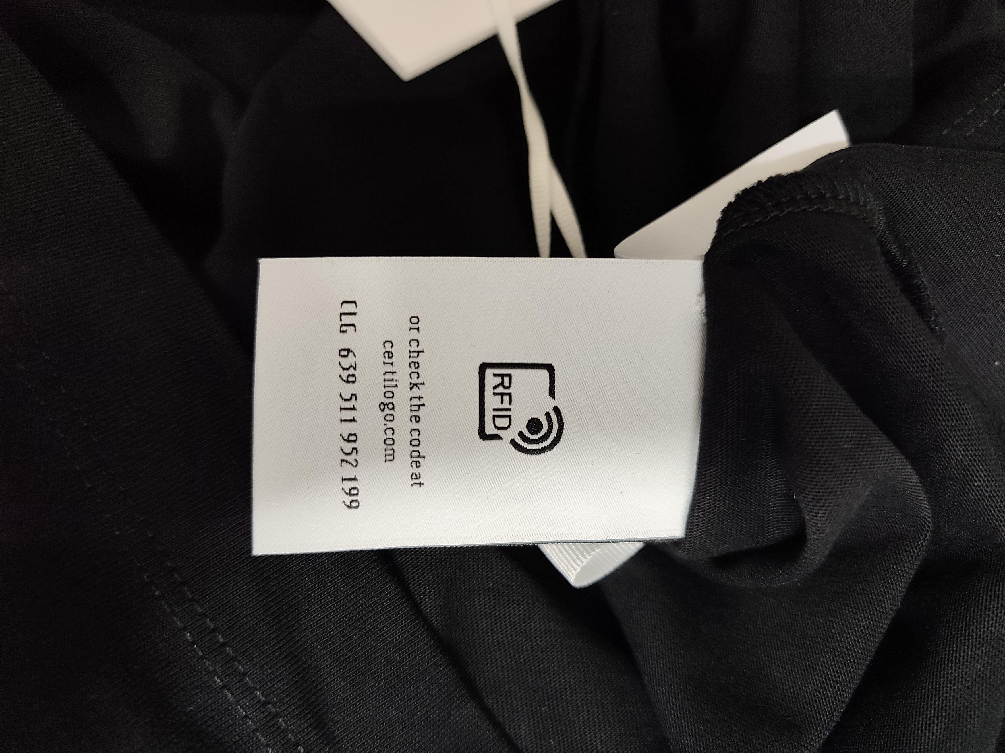 Off-White Off-White "Blurred Logo" Size US XL / EU 56 / 4 - 8 Thumbnail