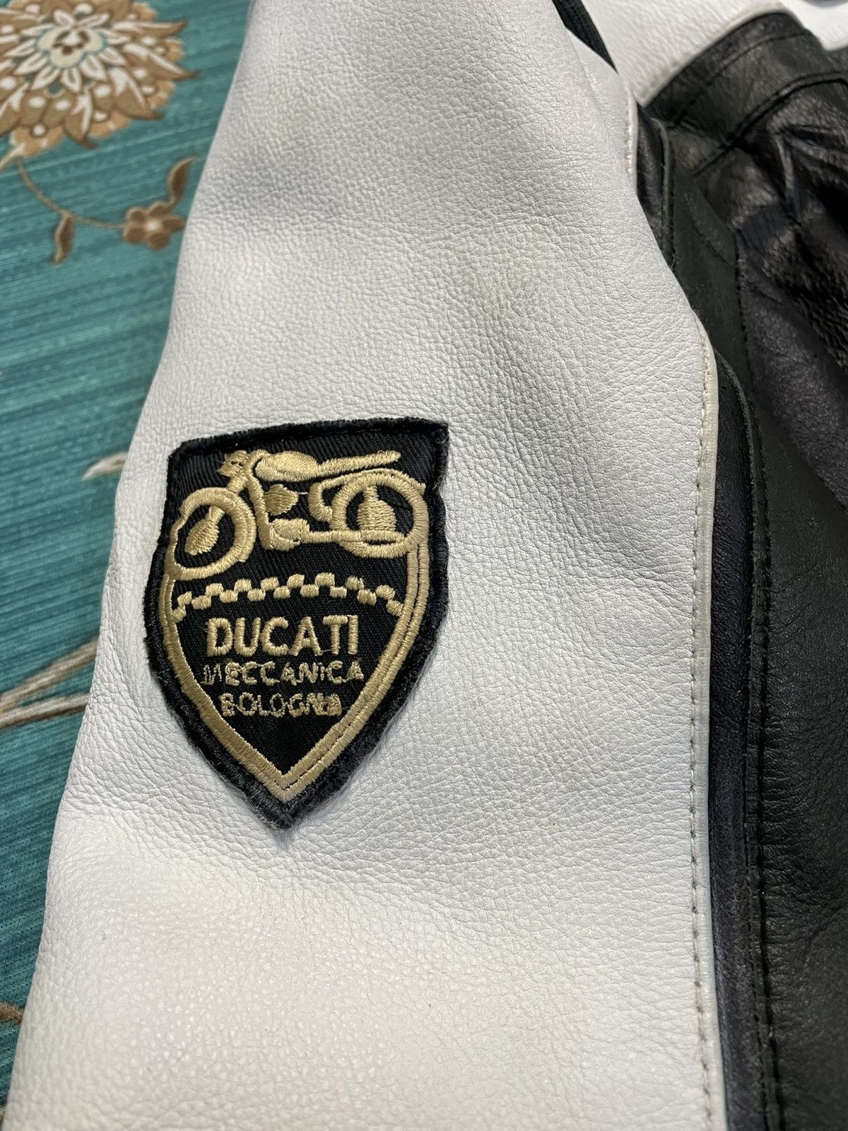 Ducati Vintage Ducati Meccanica Bologna Leather Motorcycle Jacket Size US L / EU 52-54 / 3 - 5 Thumbnail