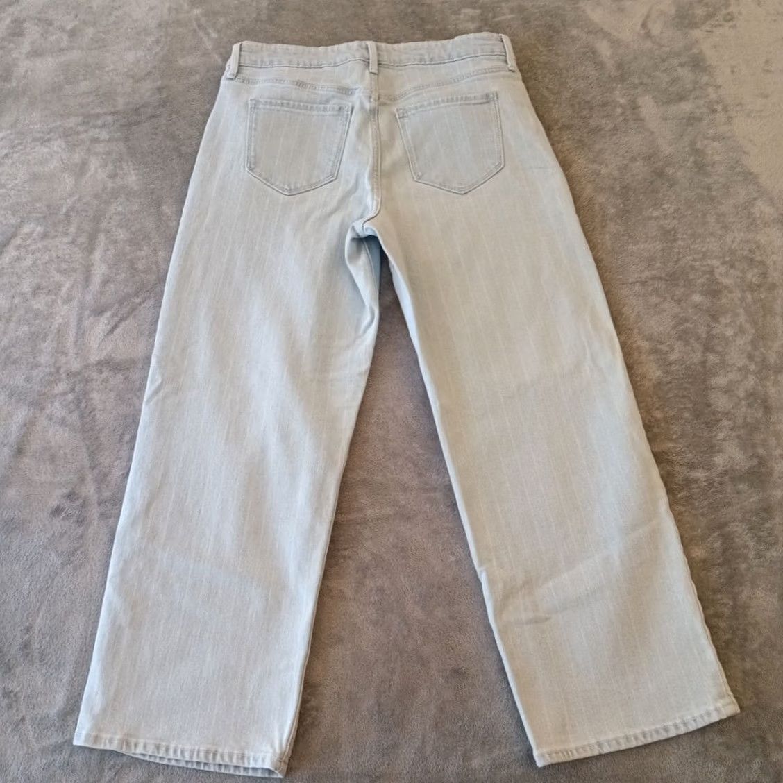Old Navy Old Navy Jeans Womens 10 Size Striped Slim Wide Leg Light Wash 31x26 Size 32" / US 10 / IT 46 - 2 Thumbnail