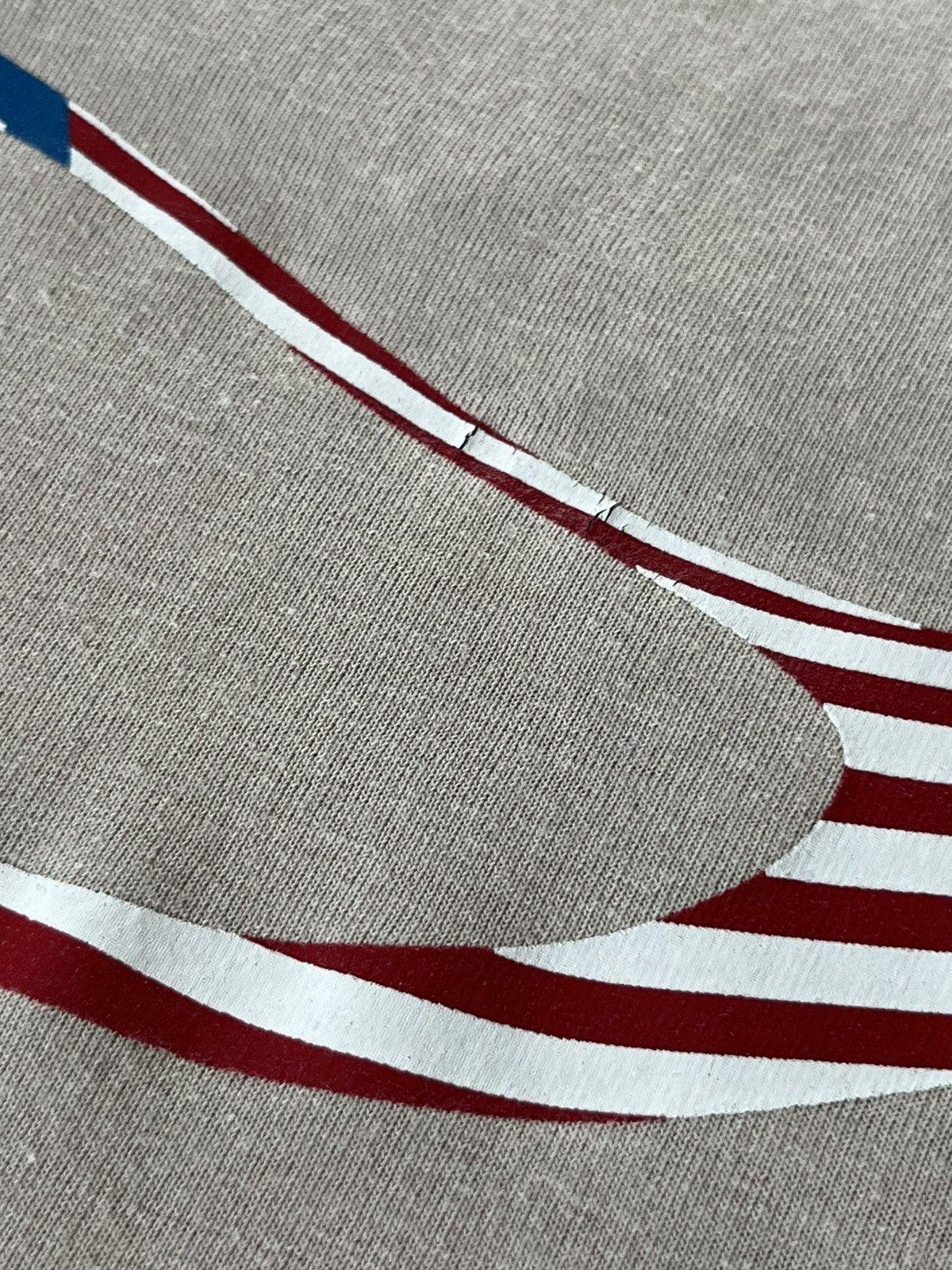 Oakley Crazy Y2K Oakley USA American Flag Vintage t shirt Size US XXL / EU 58 / 5 - 10 Thumbnail