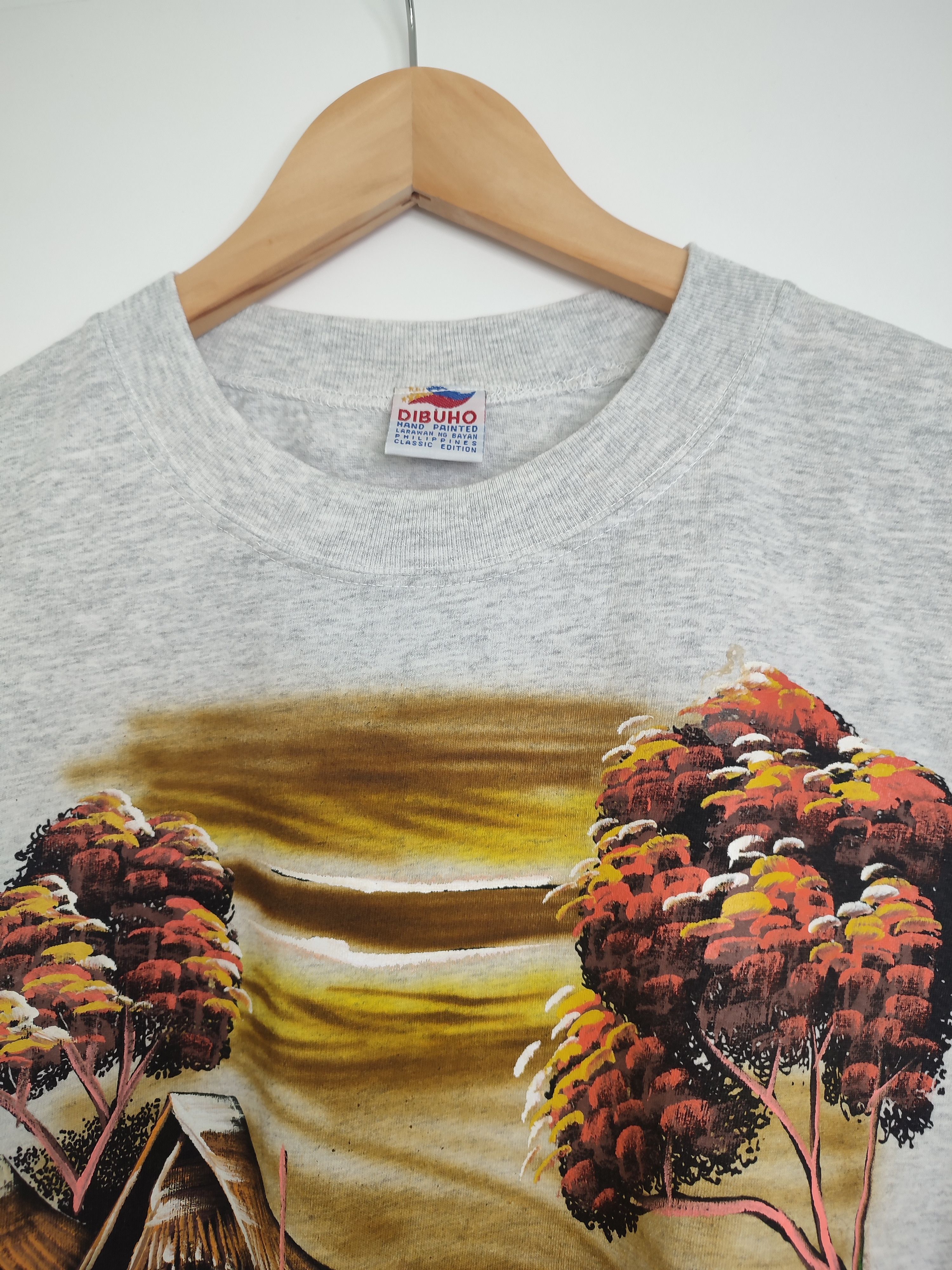 Vintage T-shirt men's Dibuho Philippines hand painted Size US XL / EU 56 / 4 - 6 Thumbnail