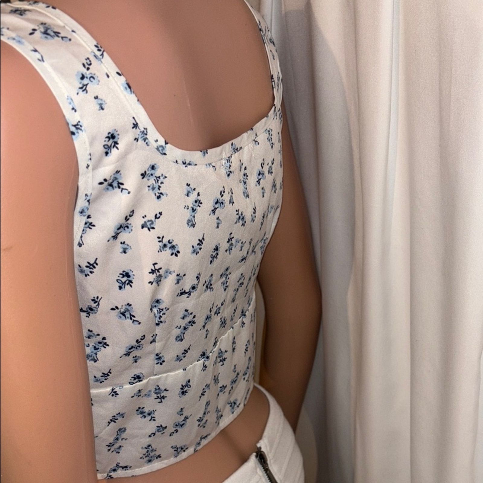 The Unbranded Brand Romwe Floral Blue/White Tank Top - Small Size S / US 4 / IT 40 - 3 Thumbnail