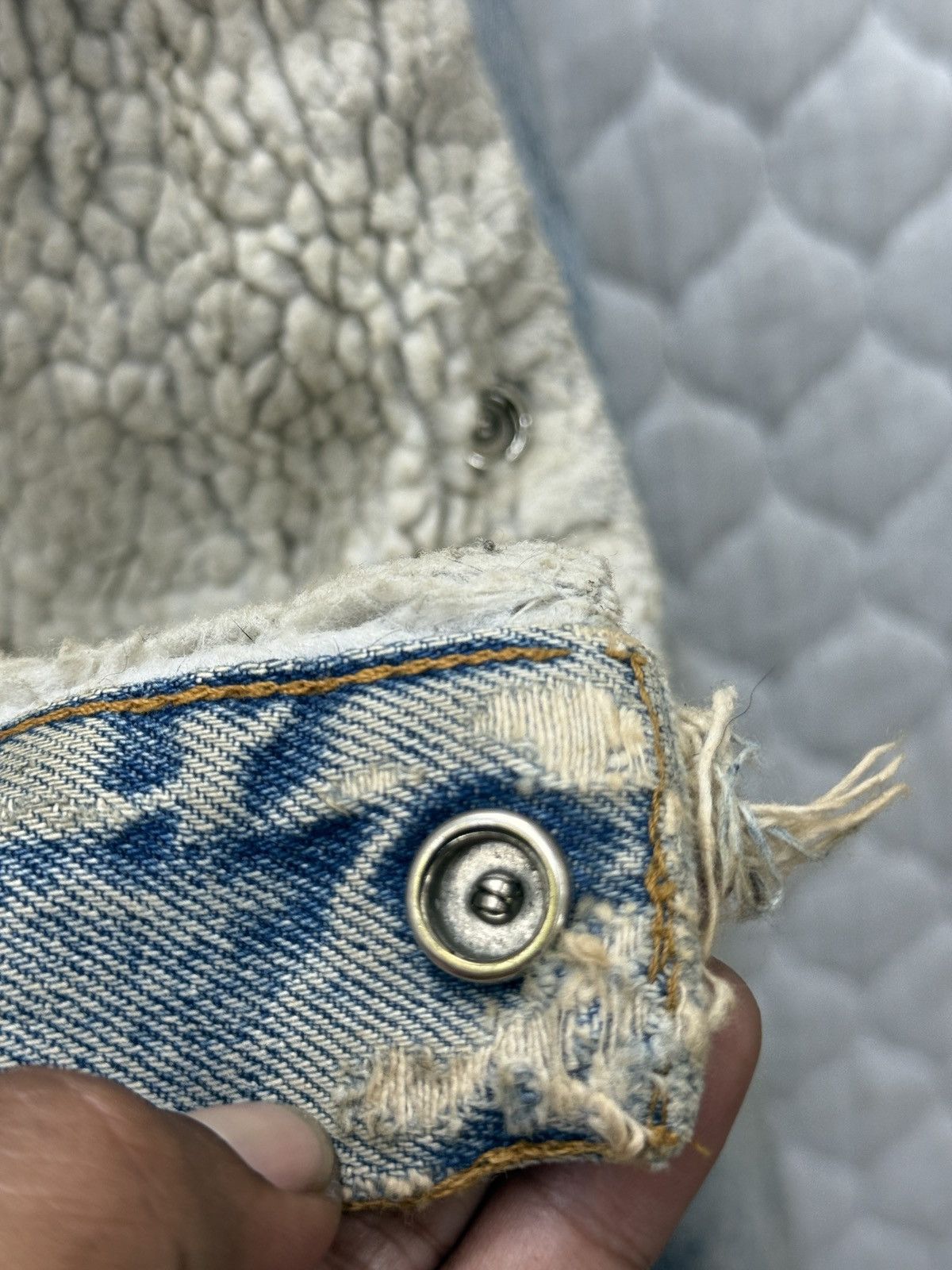 Levi's 🔥🔥💥STEALS VTG LEVIS SHERPA DISTRESSED JACKET Size US M / EU 48-50 / 2 - 9 Thumbnail