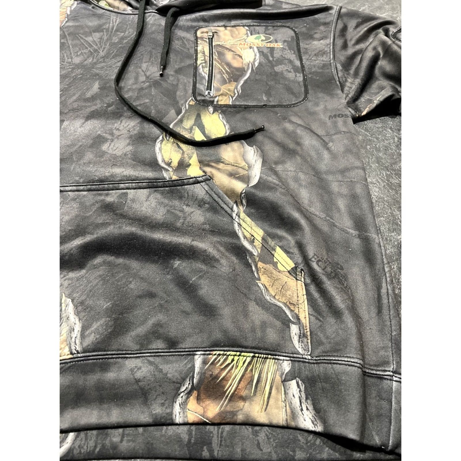 Vintage Mossy Oak Hoodie Mens Size M Black Regular M Size US M / EU 48-50 / 2 - 3 Thumbnail