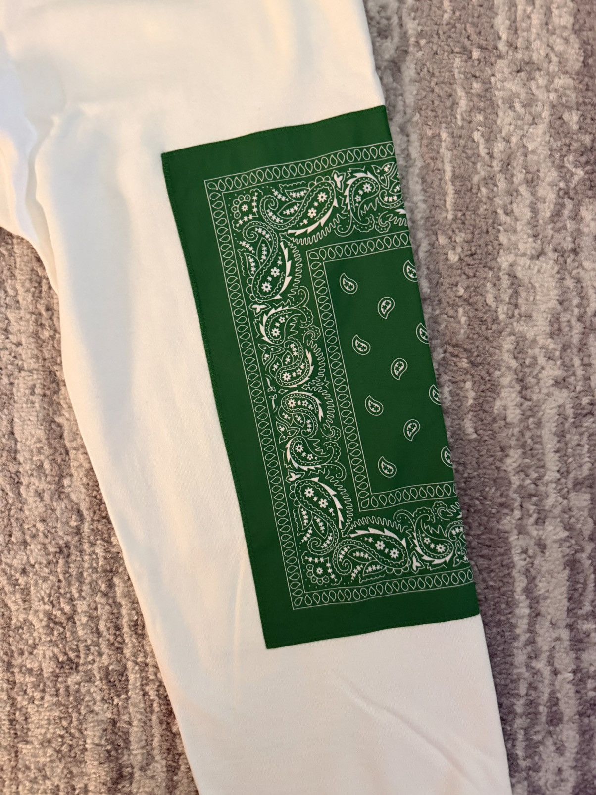 Supreme × The North Face Supreme x The North Face Bandana Sweatpants White Green Size US 30 / EU 46 - 6 Thumbnail