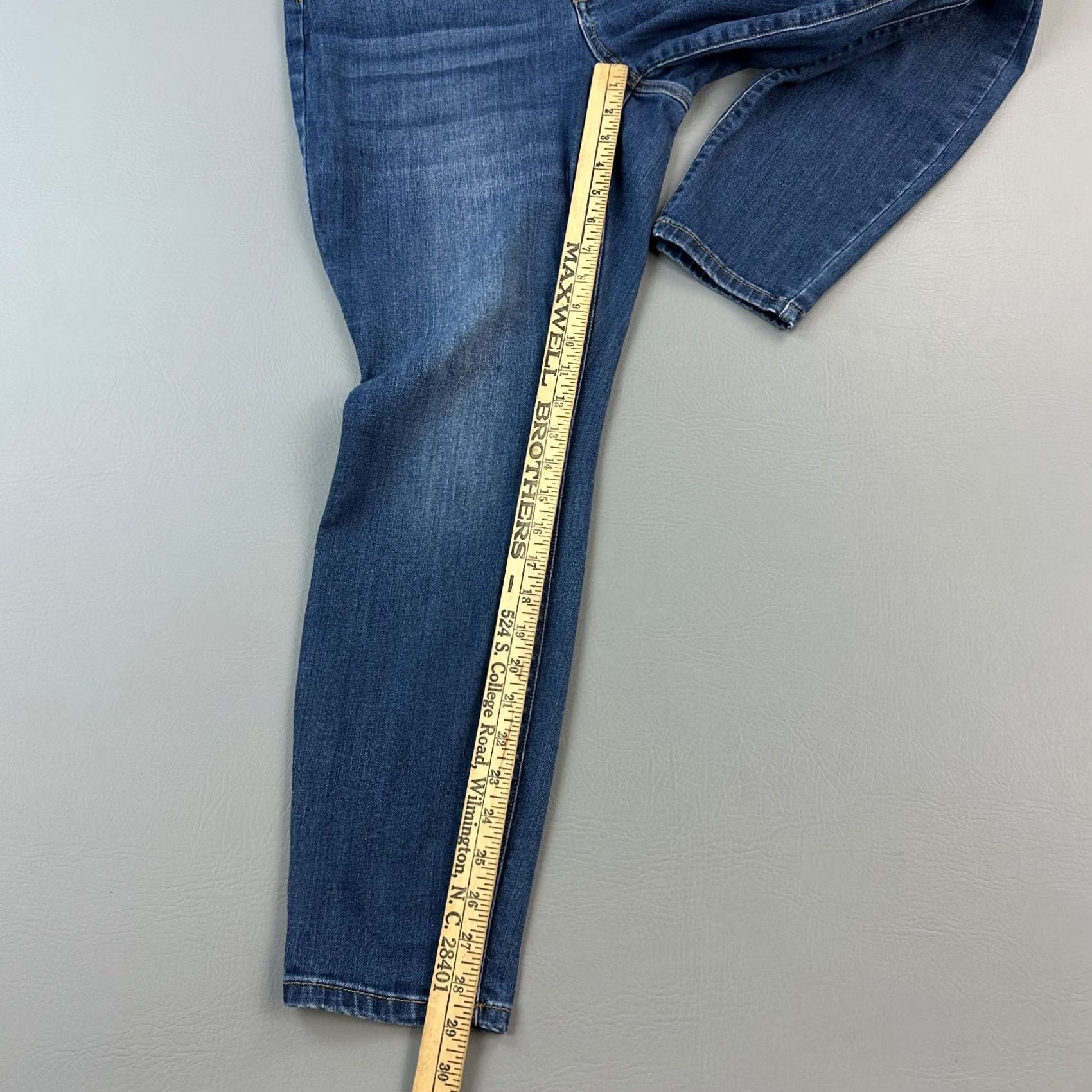 Denime Judy Blue Jeans Women’s 16W Blue Medium Wash Denim Relaxed Fit Stretch Casual Shirt? Size 24" / US 00 / IT 34 - 2 Thumbnail