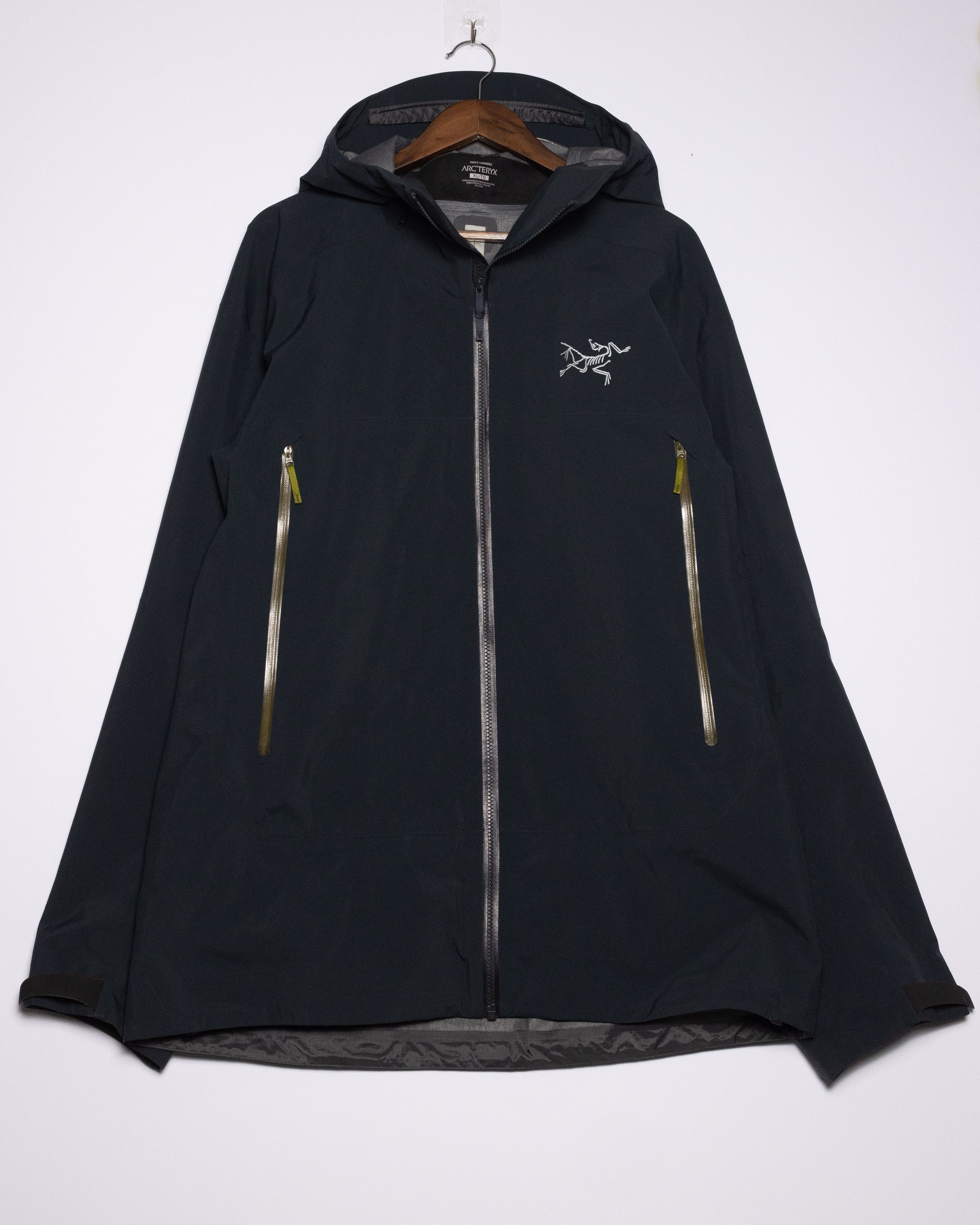 image of Arcteryx Arc'teryx Sabre Jacket XL Orion in Navy, Men's