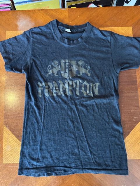 Vintage Vintage 1979 Peter Frampton T-Shirt Size US S / EU 44-46 / 1 - 1 Thumbnail