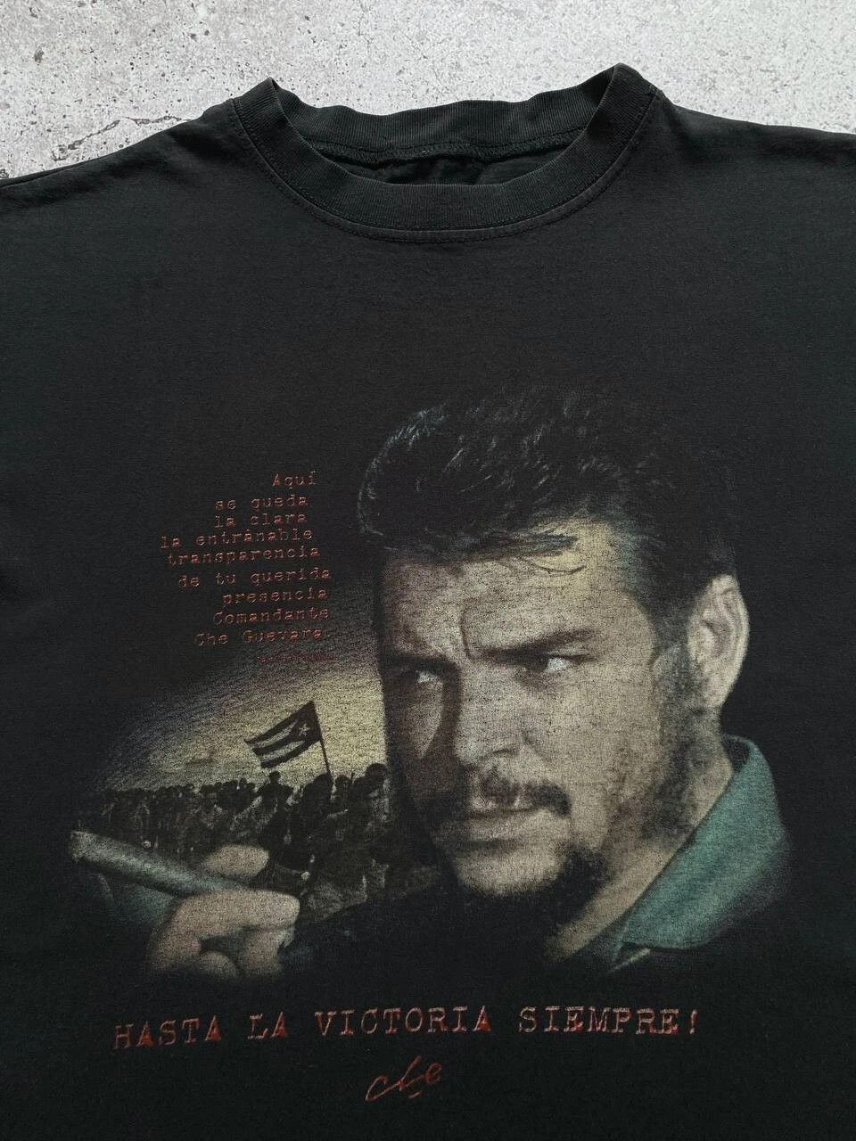 Vintage VINTAGE 90s CHE GUEVARA "HASTA LA VICTORIA" TEE FADED Size US XL / EU 56 / 4 - 5 Thumbnail