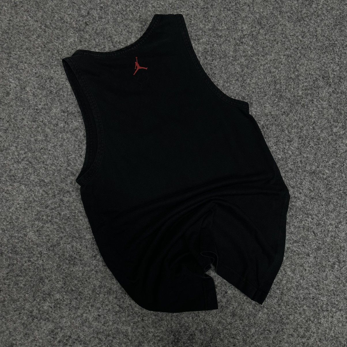 Jordan Brand VTG Man Air Jordan Tank Top Small Logo Distressed Sun Faded Size US S / EU 44-46 / 1 - 2 Thumbnail