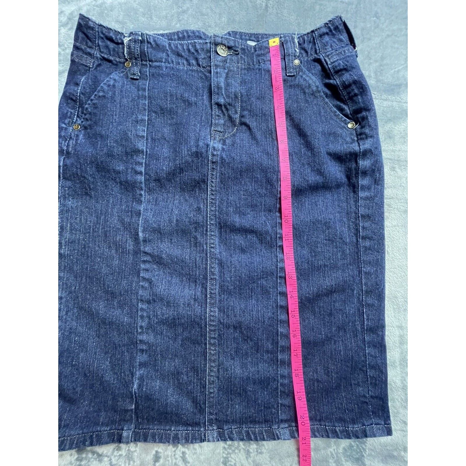 Old Navy Old Navy Jean Skirt Womens 4 Dark Denim Slit Modest Size 27" / US 4 / IT 40 - 5 Thumbnail