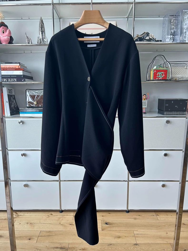 Loewe LOEWE Black V-neck sleeveless coat Size XS / US 0-2 / IT 36-38 - 1 Thumbnail