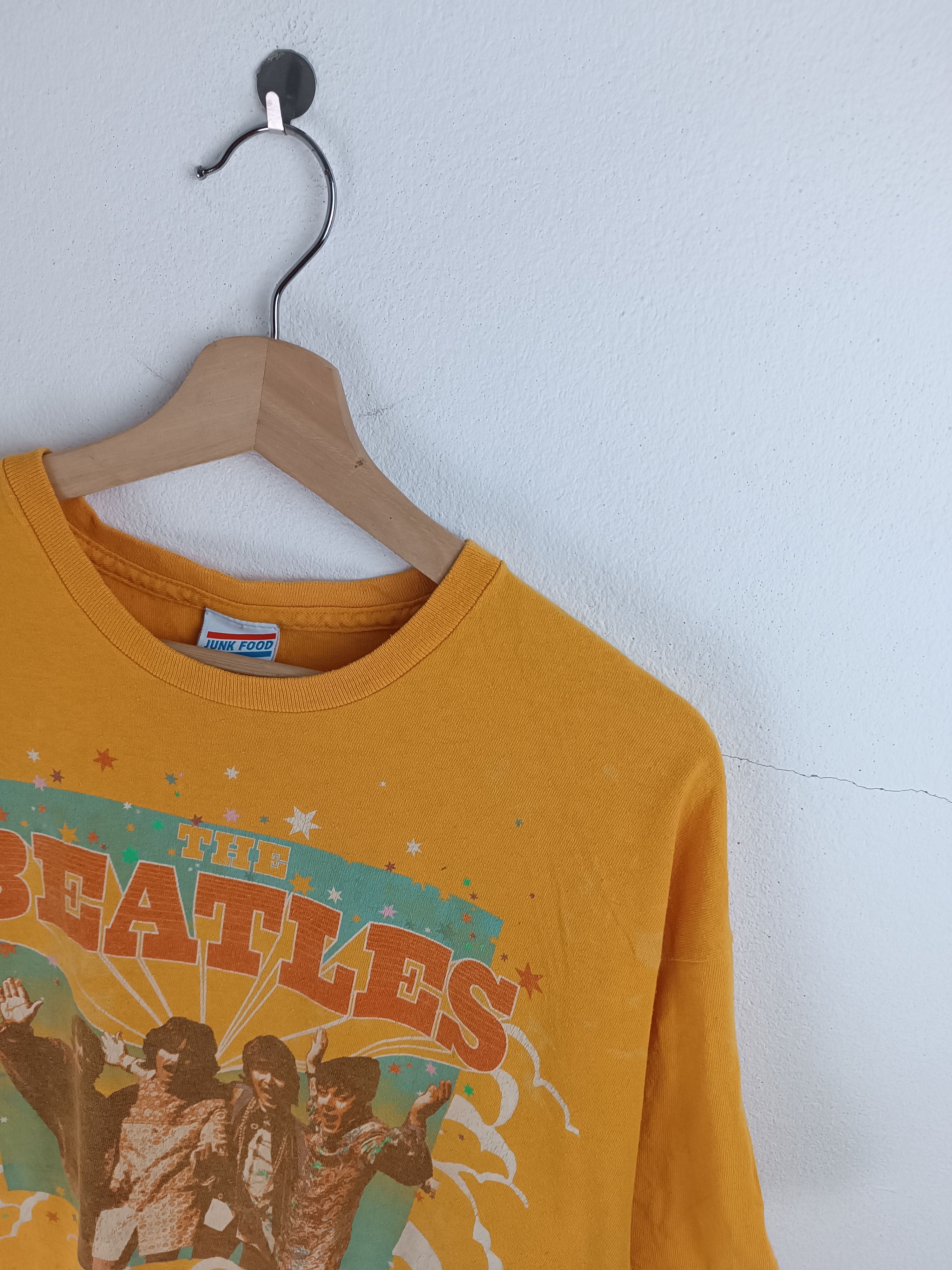 Band Tees VINTAGE Y2K THE BEATLES BAND TEE lennon yoko ono mccartney Size US L / EU 52-54 / 3 - 10 Thumbnail