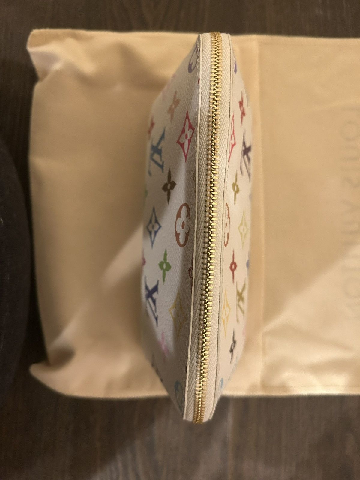 Louis Vuitton Louis Vuitton x Takashi Murakami Cosmetic Pouch Size ONE SIZE - 9 Thumbnail