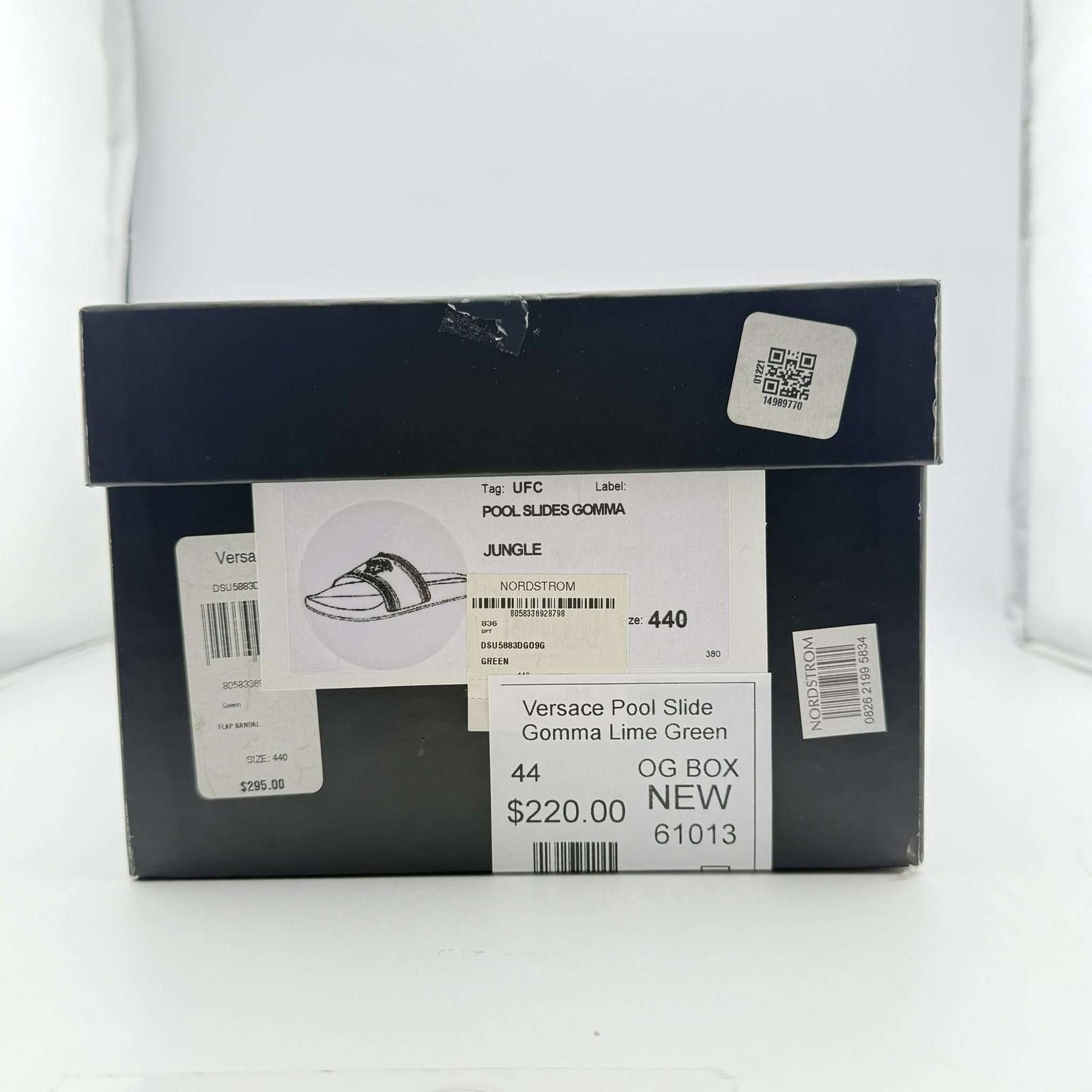 Versace Versace Pool Slide Gomma Lime Green 44 New with Box Size US 11 / EU 44 - 7 Thumbnail