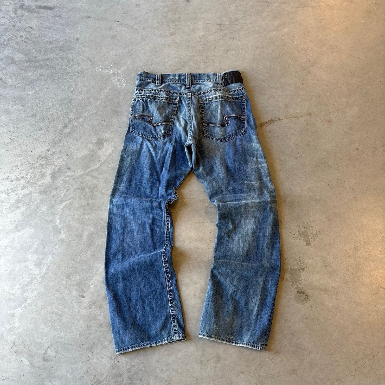 Silver Jeans Co. y2k faded washed silver bootcut jeans Size US 34 / EU 50 - 4 Thumbnail