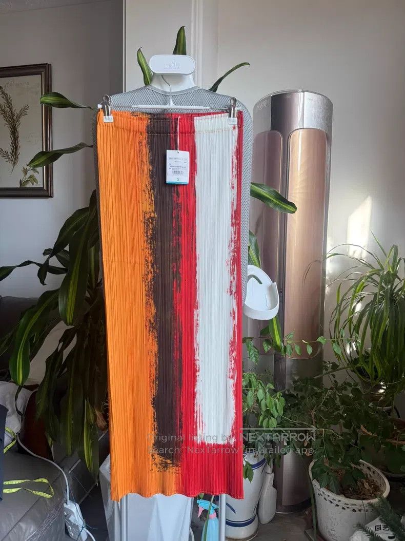 Issey Miyake Issey Miyake size:3 Oil Painting Red Orange Rendering Stri Size 31" - 1 Thumbnail
