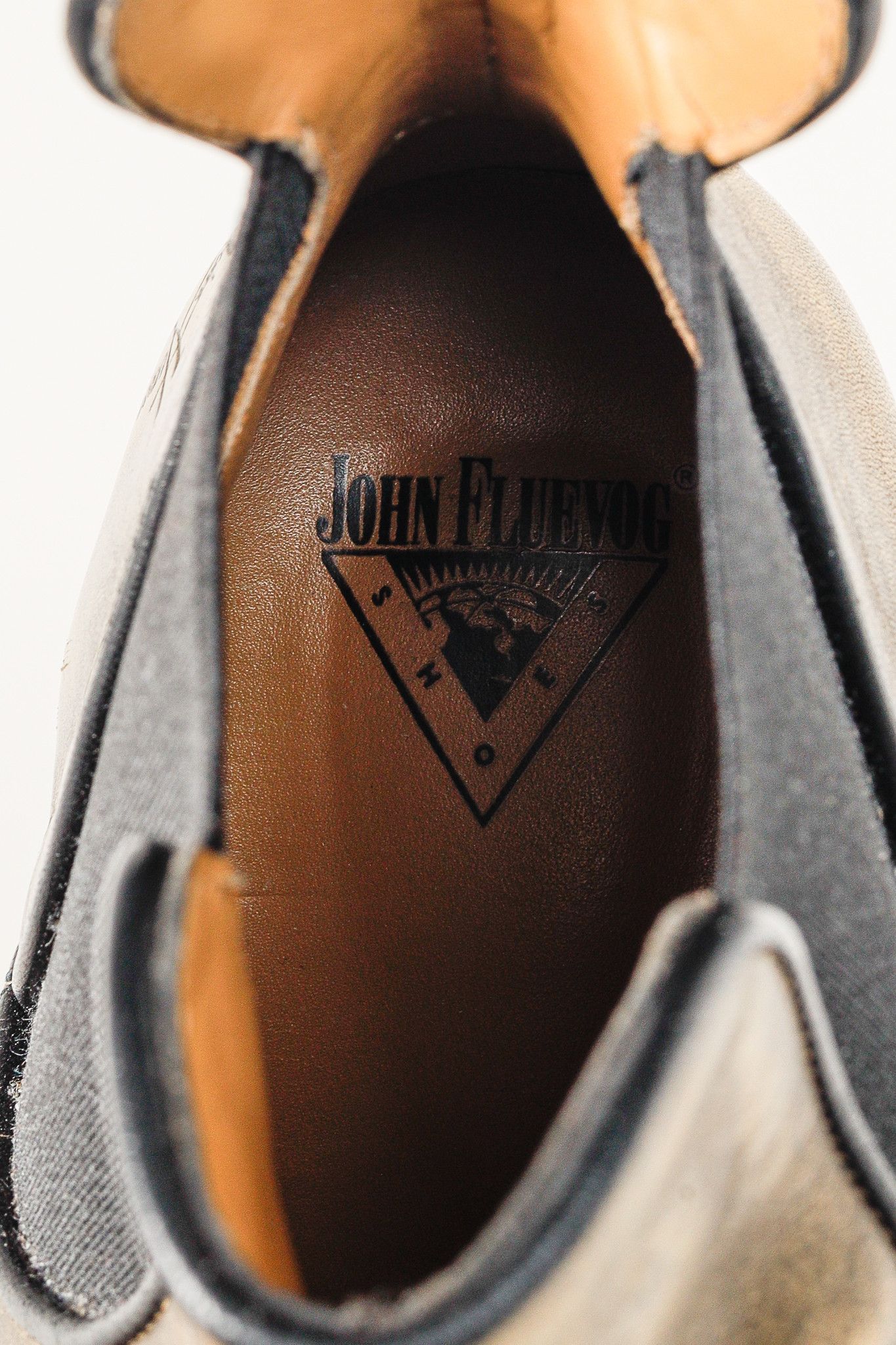 John Fluevog John Fluevog Ara Gold Vintage-Inspired Chelsea Boots Size US 7 / IT 37 - 10 Thumbnail