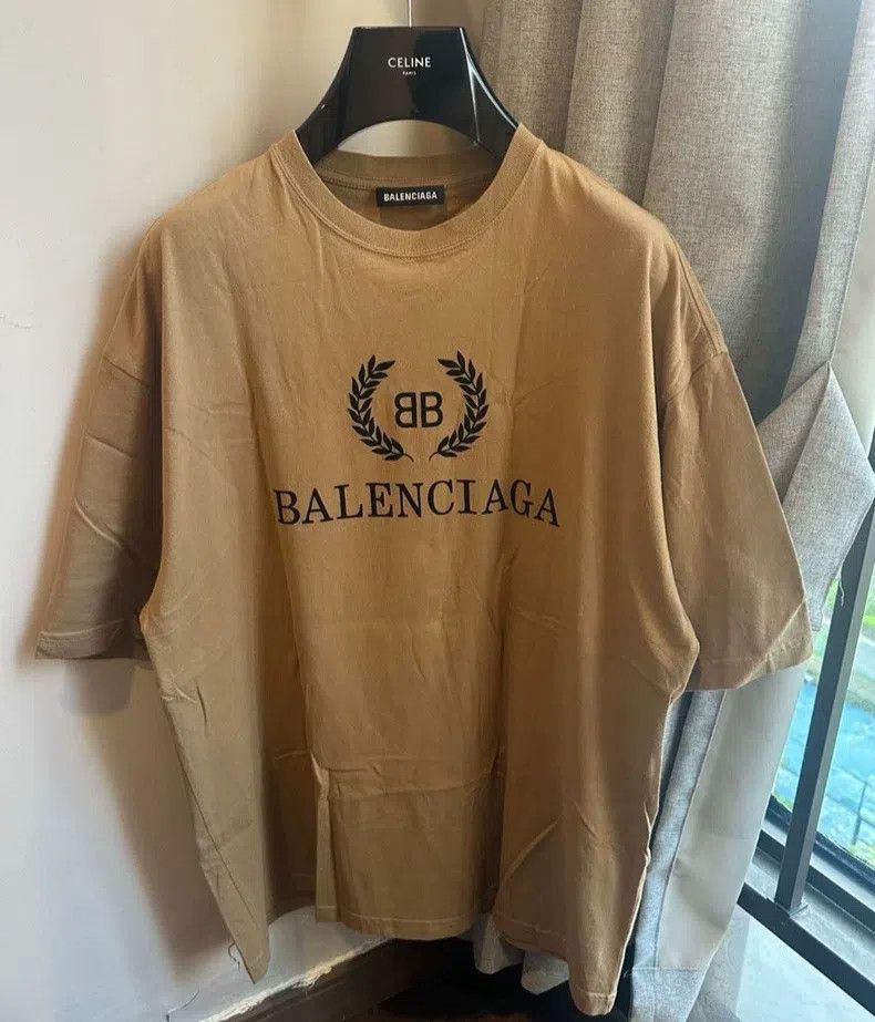 Balenciaga Balenciaga Wheat Short Sleeve Size US M / EU 48-50 / 2 - 1 Thumbnail