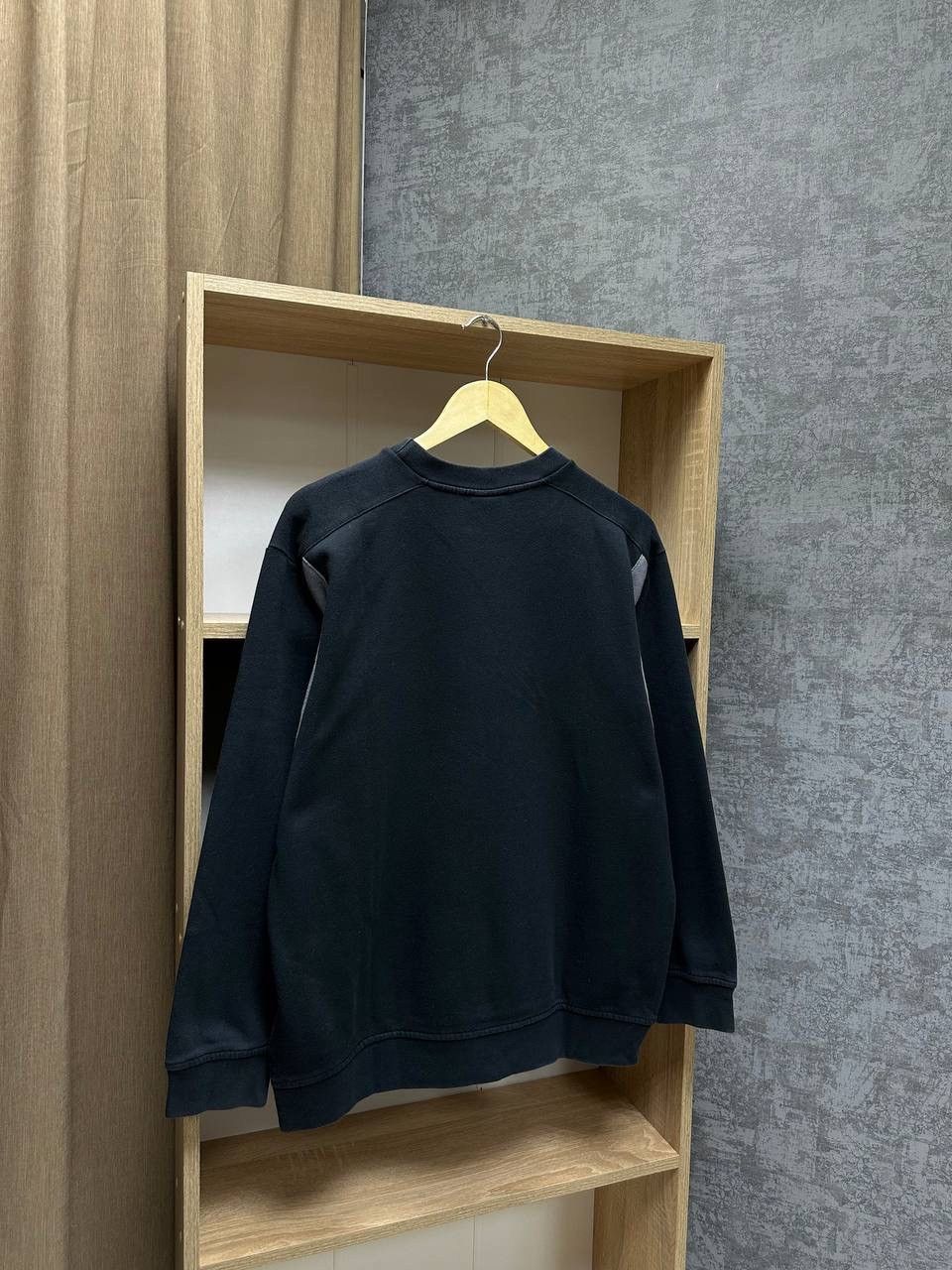 Nike × Nike ACG × Vintage Vintage Nike Black Center Logo Sweatshirt Size US S / EU 44-46 / 1 - 9 Thumbnail