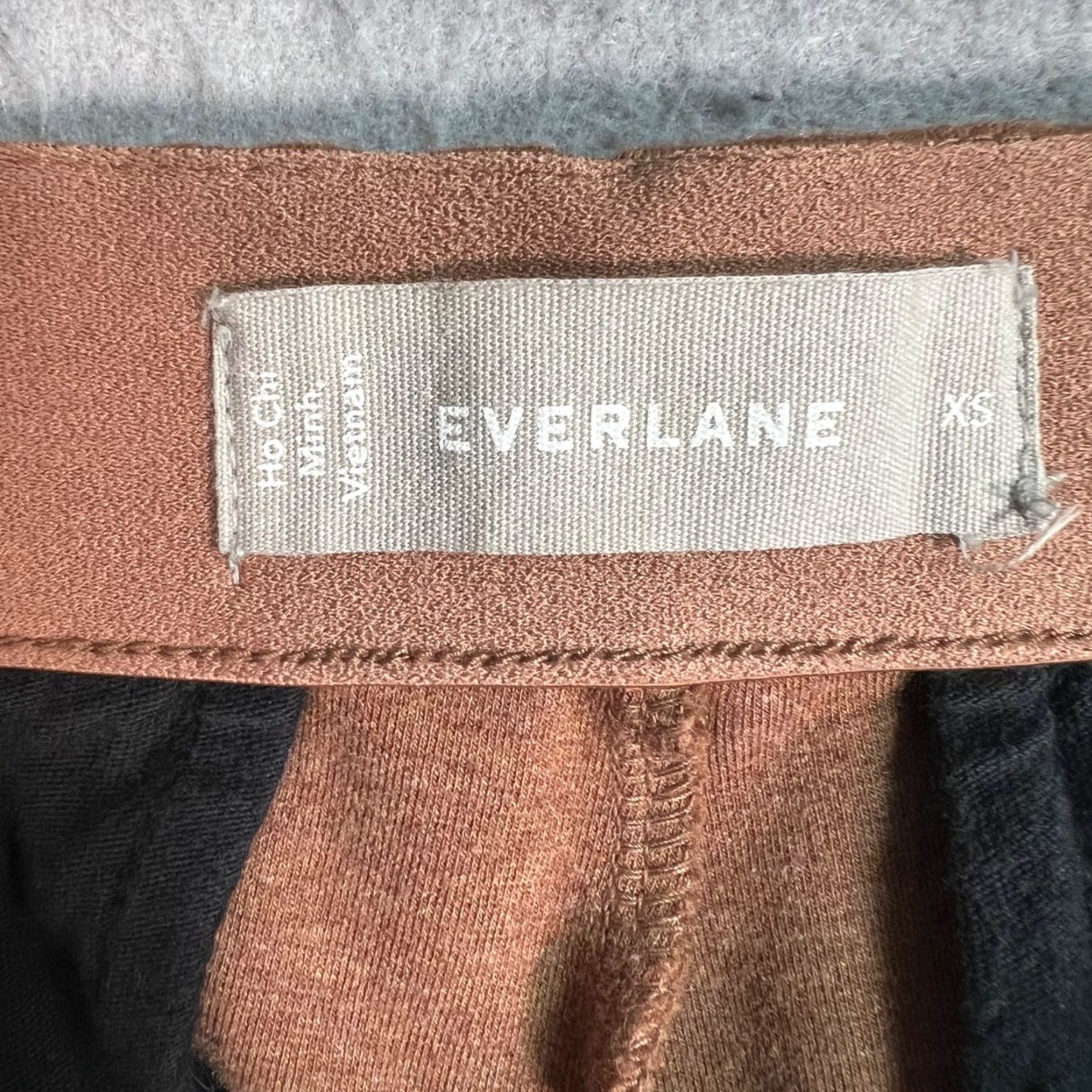 Everlane Everlane Womens XS Brown Cropped Knit Pants Tapered Seam Detail Casual Size 26" / US 2 / IT 38 - 3 Thumbnail
