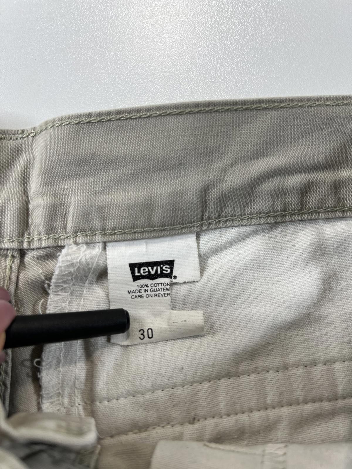 Unknown London Vintage Levi’s Men's Beige Cargo Shorts 30 Size US 30 / EU 46 - 4 Thumbnail